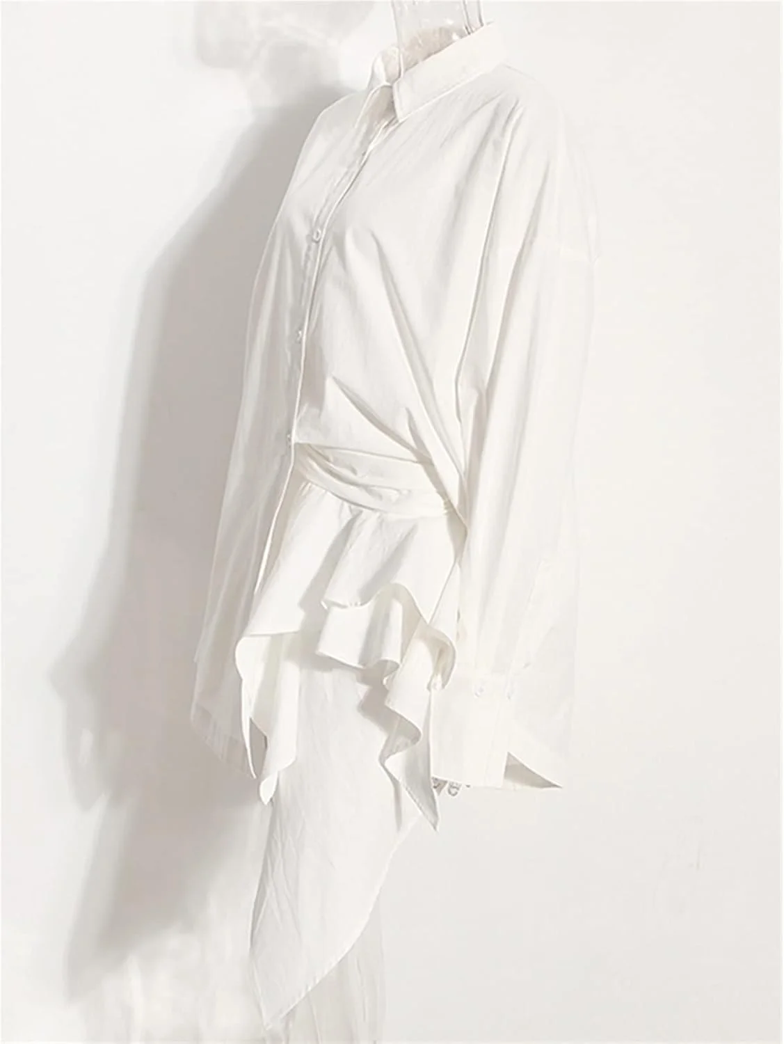 بلوز زنانه VETCS، پیراهن زنانه یقه برگردان آستین بلند گشاد دکمه دار یک طرفه چین دار نامتقارن (رنگ: سفید، سایز: M) بلوز زنانه VETCS، پیراهن زنانه یقه برگردان آستین بلند گشاد دکمه دار یک طرفه چین دار نامتقارن (رنگ: سفید، سایز: M)