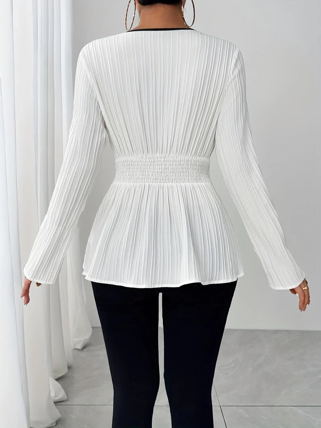 پیراهن زنانه دکمه دار، بلوز آستین بلند سرآستین کشی، یقه دار، مناسب استایل کژوال و رسمی