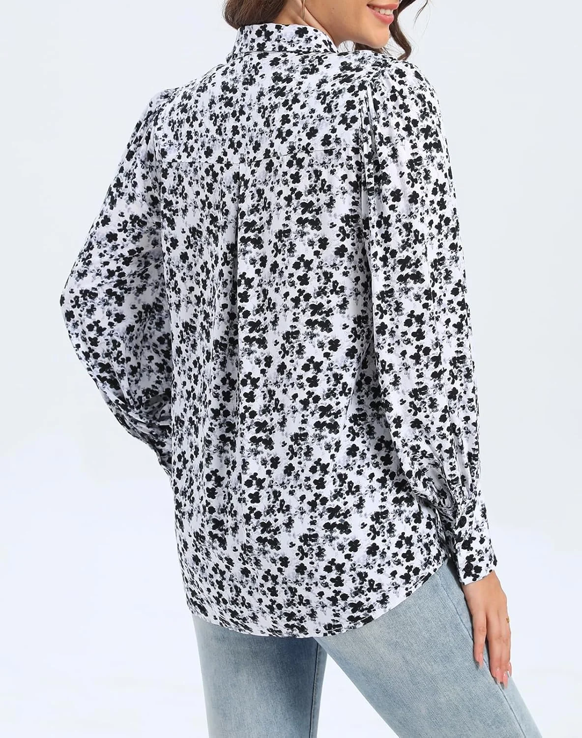 بلوز زنانه راه راه دکمه دار آستین بلند یقه دار مناسب کار، اداره و استفاده روزمره - مدل 2025