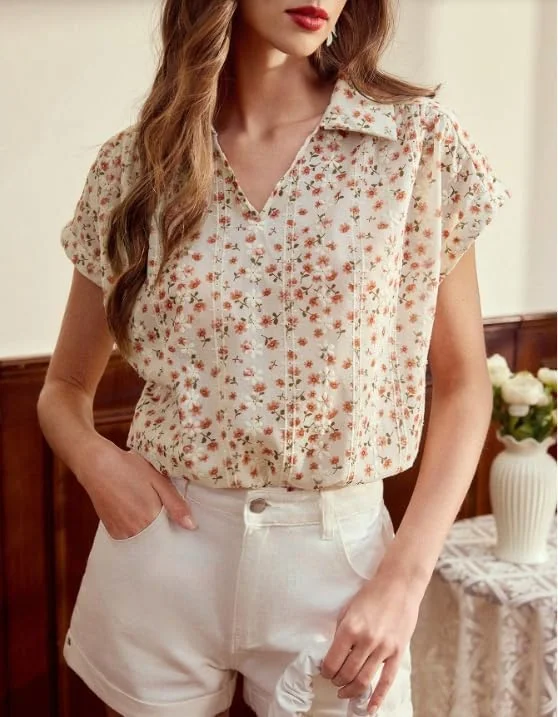 بلوز زنانه طرح گلدار یقه هفت آستین کوتاه دکمه دار، پیراهن غیر رسمی سبک و گشاد مناسب کار، تعطیلات و استفاده روزمره