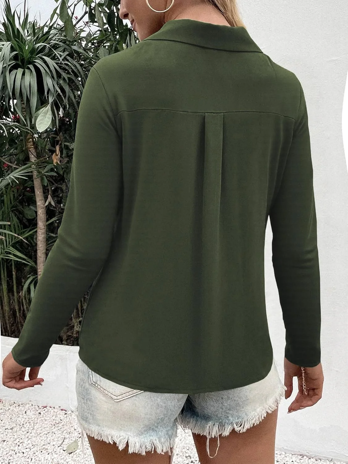 بلوز زنانه آستین بلند دکمه دار یقه هفت، مناسب استایل های کژوال، رسمی، مهمانی و محیط کار