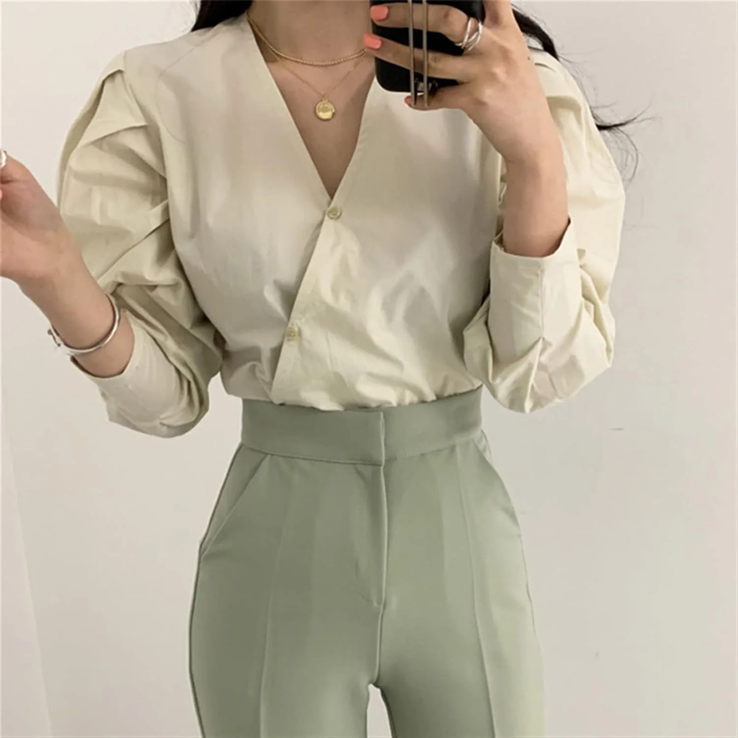 بلوز زنانه VETCS، پیراهن یقه هفت زنانه، تاپ زردآلویی آستین پفی، پیراهن دکمه دار ضربدری زنانه (رنگ: سفید، سایز: Xl) بلوز زنانه VETCS، پیراهن یقه هفت زنانه، تاپ زردآلویی آستین پفی، پیراهن دکمه دار ضربدری زنانه (رنگ: سفید، سایز: Xl)