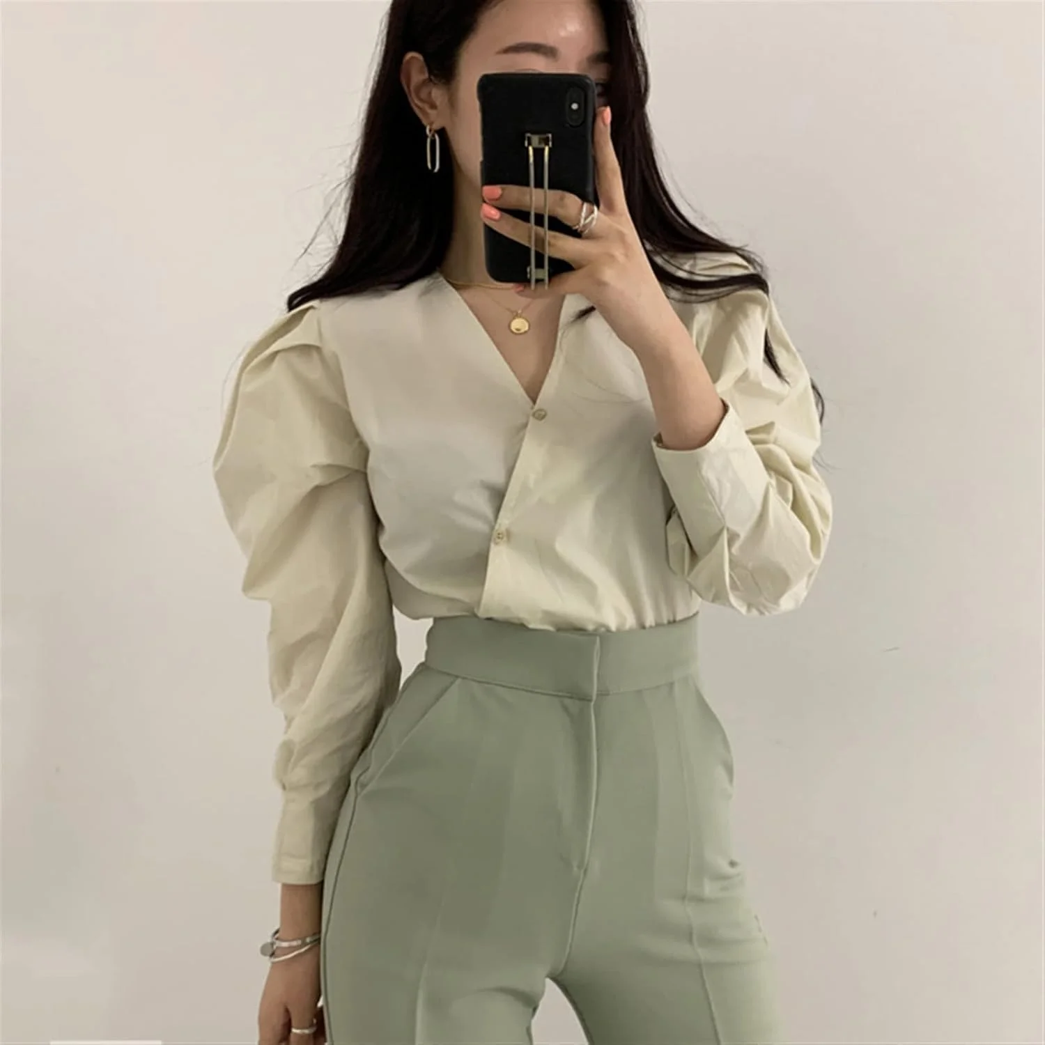 بلوز زنانه VETCS، پیراهن یقه هفت زنانه، تاپ زردآلویی آستین پفی، پیراهن دکمه دار ضربدری زنانه (رنگ: سفید، سایز: Xl) بلوز زنانه VETCS، پیراهن یقه هفت زنانه، تاپ زردآلویی آستین پفی، پیراهن دکمه دار ضربدری زنانه (رنگ: سفید، سایز: Xl)