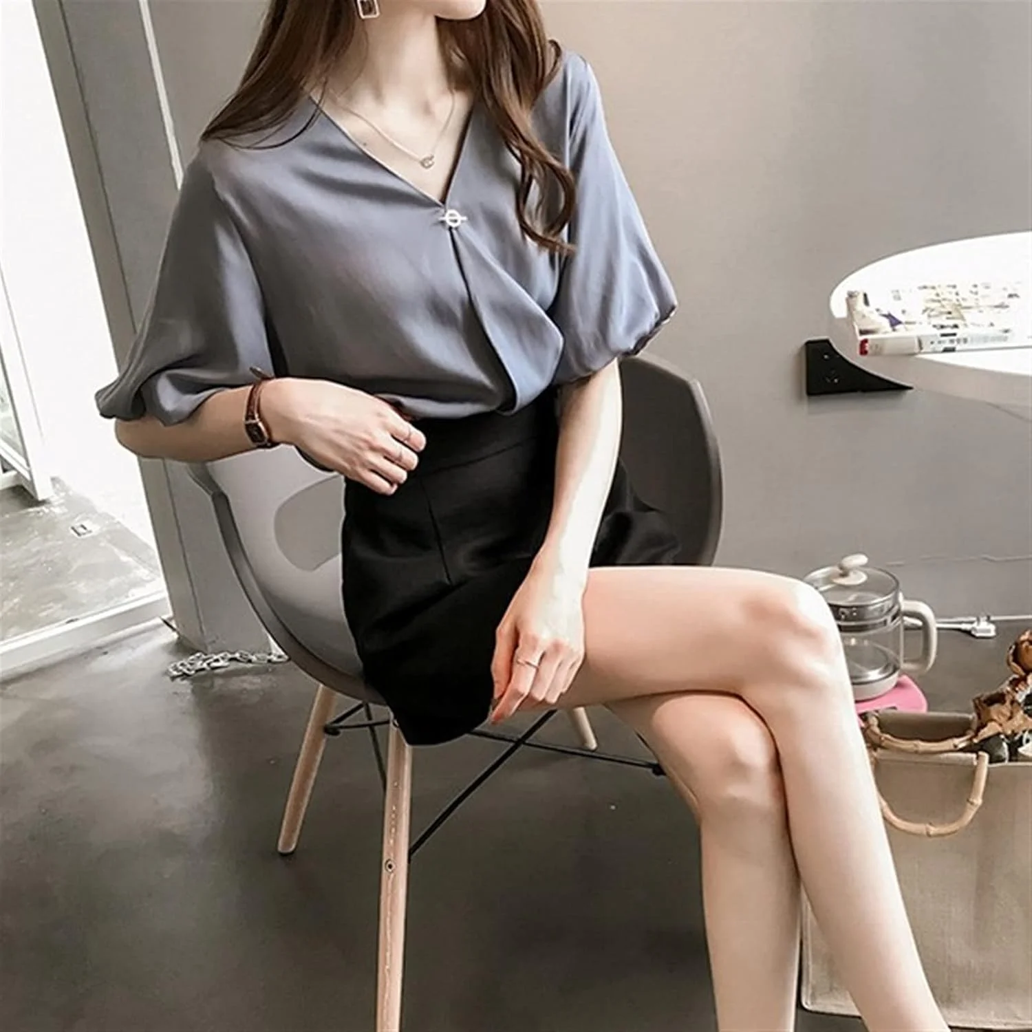 بلوز زنانه VETCS، پیراهن یقه هفت گشاد، آستین کوتاه شیک و ظریف، تاپ زنانه، پیراهن آستین دکمه دار باریک (رنگ: خاکستری، سایز: XXXL) بلوز زنانه VETCS، پیراهن یقه هفت گشاد، آستین کوتاه شیک و ظریف، تاپ زنانه، پیراهن آستین دکمه دار باریک (رنگ: خاکستری، سایز: XXXL)