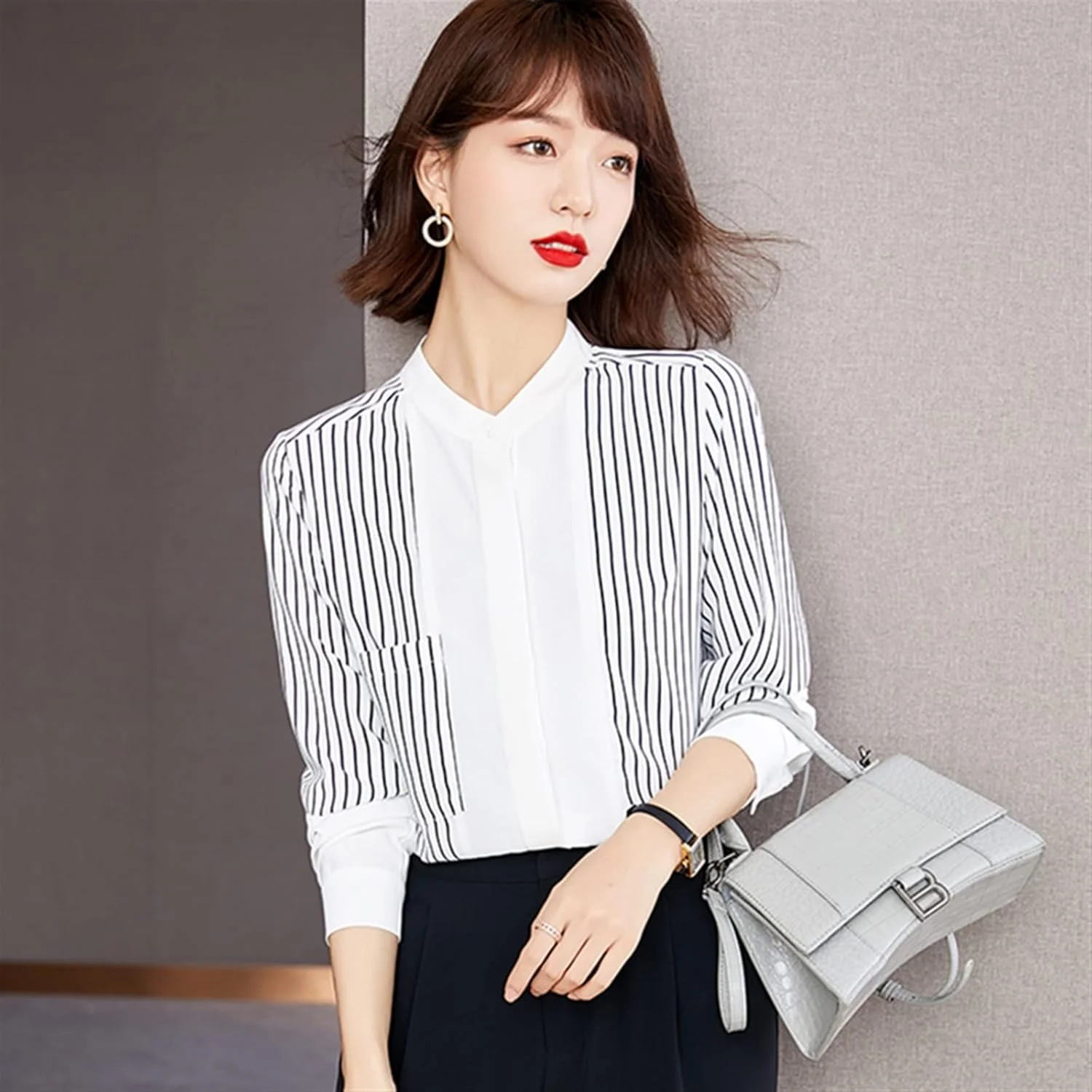 بلوز زنانه VETCS، پیراهن آستین بلند زنانه، پیراهن راه راه زنانه، بلوز زنانه (رنگ: سفید، سایز: M) بلوز زنانه VETCS، پیراهن آستین بلند زنانه، پیراهن راه راه زنانه، بلوز زنانه (رنگ: سفید، سایز: M)