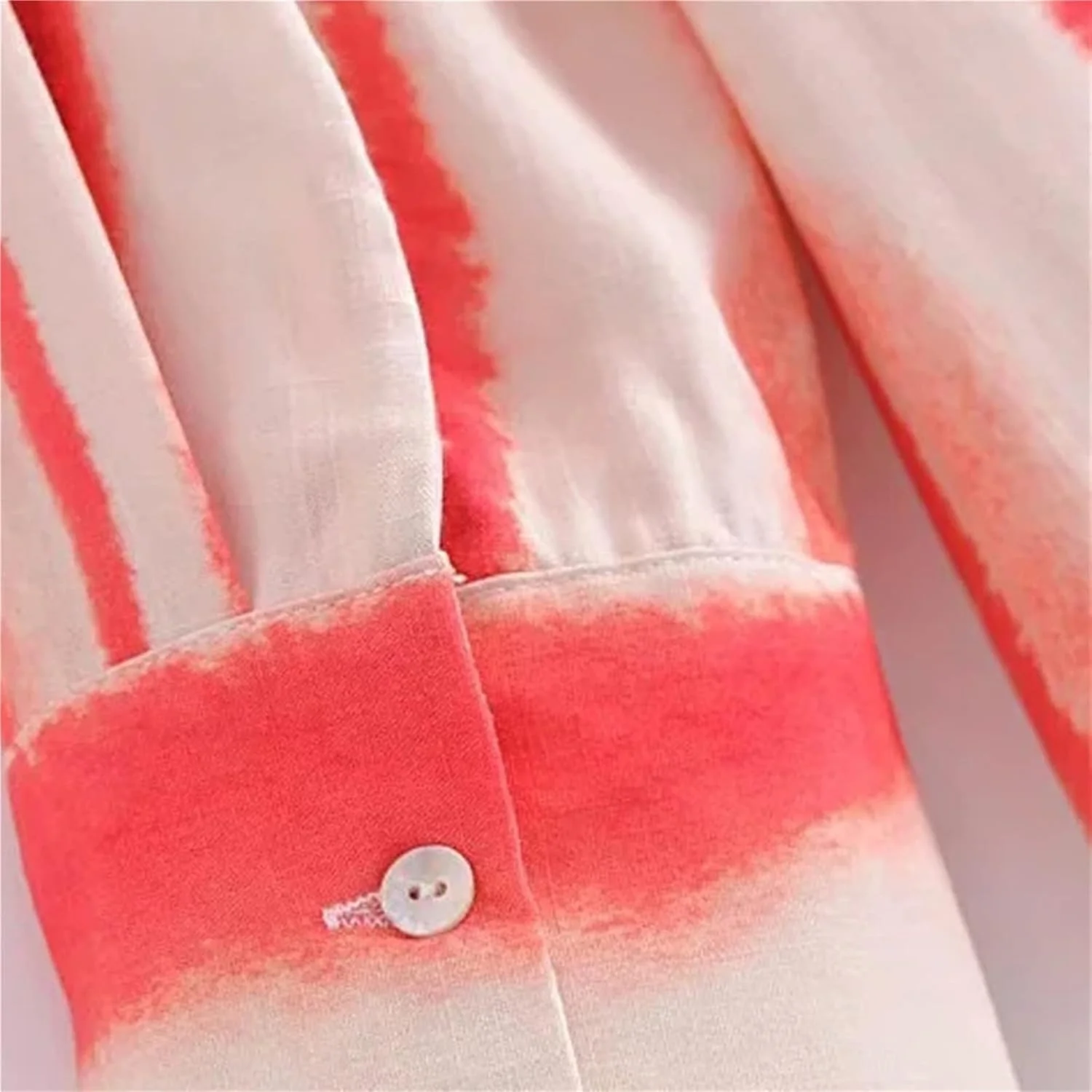 بلوز زنانه VETCS، پیراهن طرح تایلندی زنانه، پیراهن های تک سینه زنانه، بلوز آستین بلند یقه برگردان (رنگ: چند رنگ، سایز: L) بلوز زنانه VETCS، پیراهن طرح تایلندی زنانه، پیراهن های تک سینه زنانه، بلوز آستین بلند یقه برگردان (رنگ: چند رنگ، سایز: L)