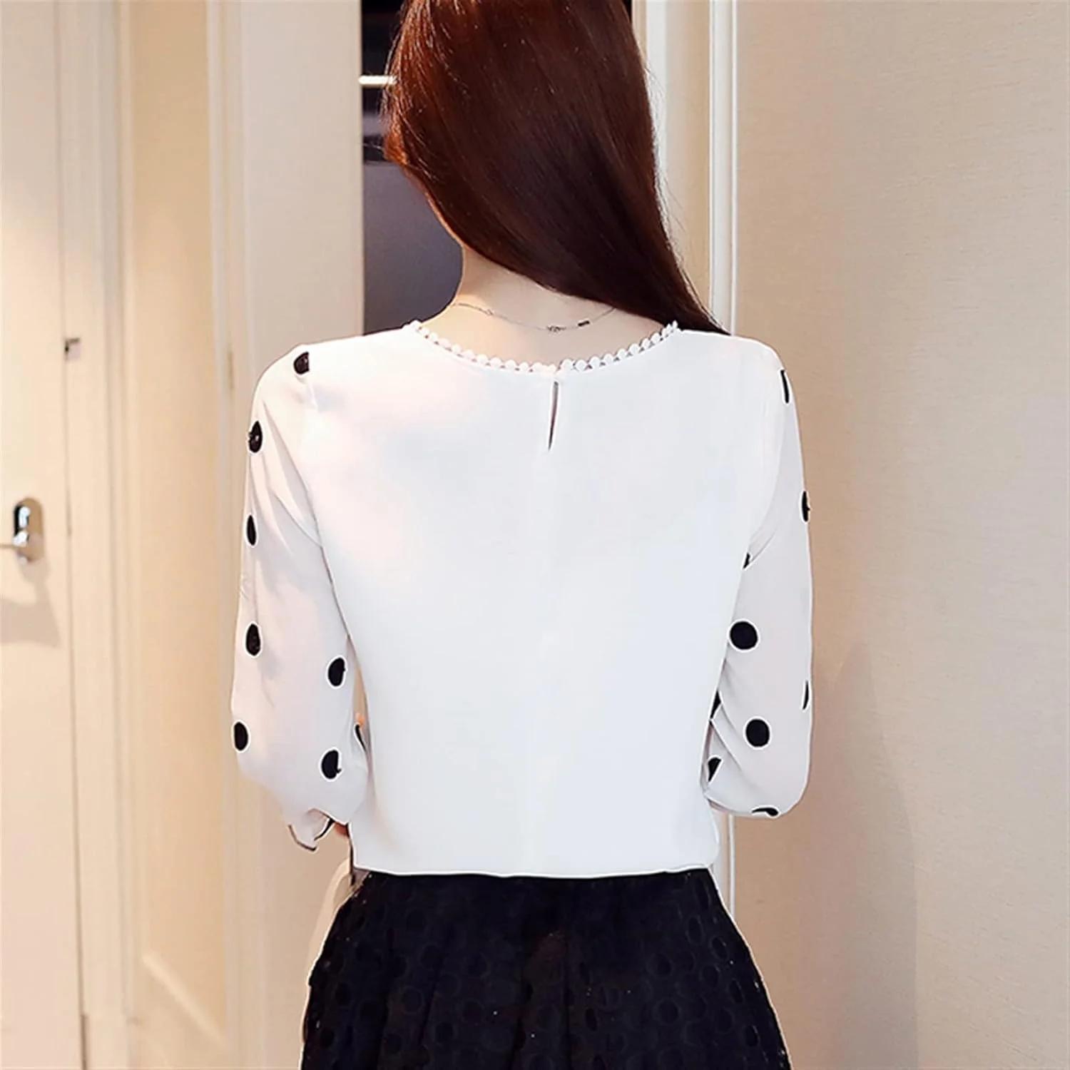 بلوز زنانه VETCS آستین بلند، پیراهن زنانه شیفون، لباس زنانه، یقه گرد شیرین، خال مشکی، تاپ زنانه سفید (سایز: L) بلوز زنانه VETCS آستین بلند، پیراهن زنانه شیفون، لباس زنانه، یقه گرد شیرین، خال مشکی، تاپ زنانه سفید (سایز: L)