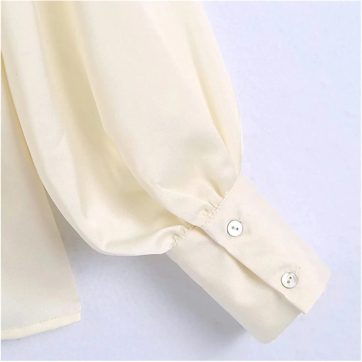 بلوز زنانه VETCS، پیراهن های ساتن ابریشمی زنانه، بلوزهای آستین بلند زنانه، لباس زنانه، بلوز بژ گشاد و ساده مناسب بانوان شاغل (رنگ: بژ، سایز: M) بلوز زنانه VETCS، پیراهن های ساتن ابریشمی زنانه، بلوزهای آستین بلند زنانه، لباس زنانه، بلوز بژ گشاد و ساده مناسب بانوان شاغل (رنگ: بژ، سایز: M)