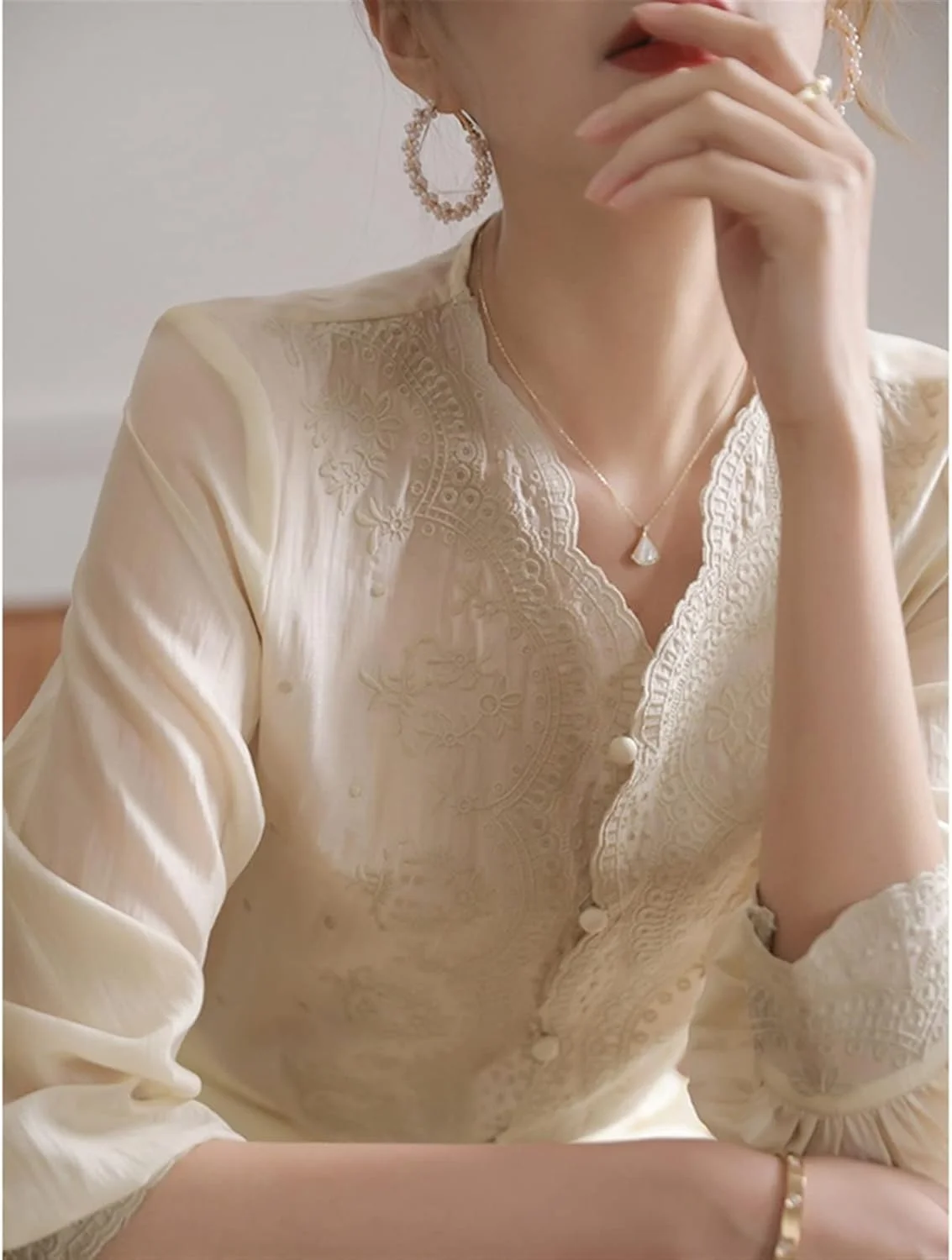 بلوز زنانه VETCS، پیراهن گلدوزی شده، پیراهن آستین بلند یقه هفت زنانه، پیراهن زنانه گشاد توری شیرین (سایز: S) بلوز زنانه VETCS، پیراهن گلدوزی شده، پیراهن آستین بلند یقه هفت زنانه، پیراهن زنانه گشاد توری شیرین (سایز: S)