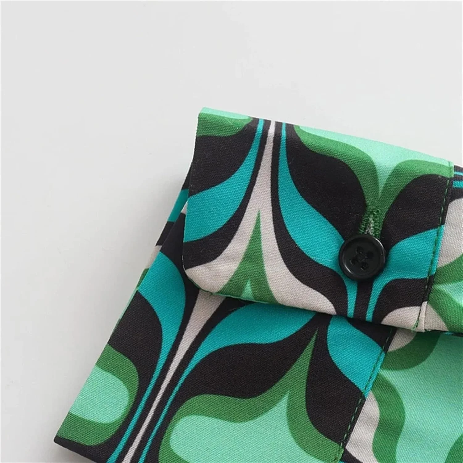 بلوز زنانه VETCS، پیراهن زنانه دکمه دار طرح دار، بلوز و شومیز آستین بلند یقه ایستاده زنانه (رنگ: آبی تیره، سایز: S) بلوز زنانه VETCS، پیراهن زنانه دکمه دار طرح دار، بلوز و شومیز آستین بلند یقه ایستاده زنانه (رنگ: آبی تیره، سایز: S)