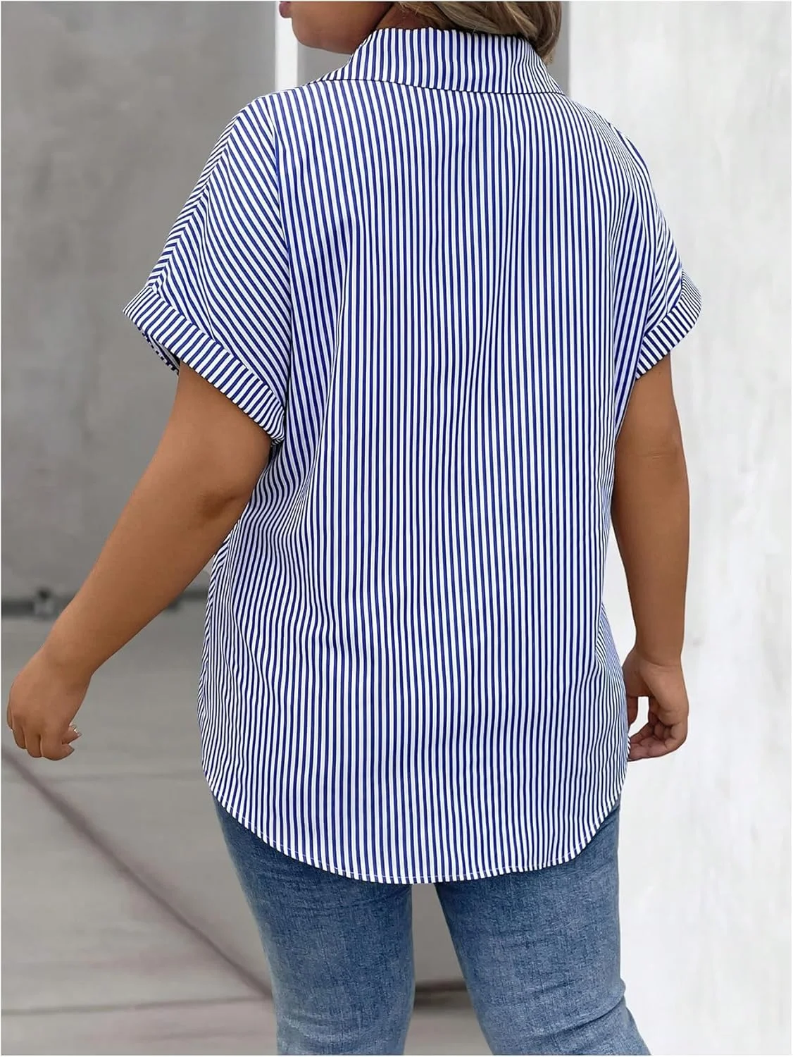 Verdusa بلوز زنانه سایز بزرگ راه راه دکمه دار پیراهن یقه دار تونیک با جیب