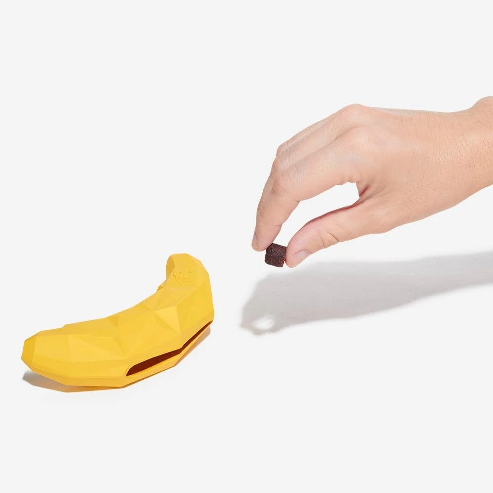 اسباب بازی سگ مدل Super Banana از Zee.Dog اسباب بازی سگ مدل Super Banana از Zee.Dog
