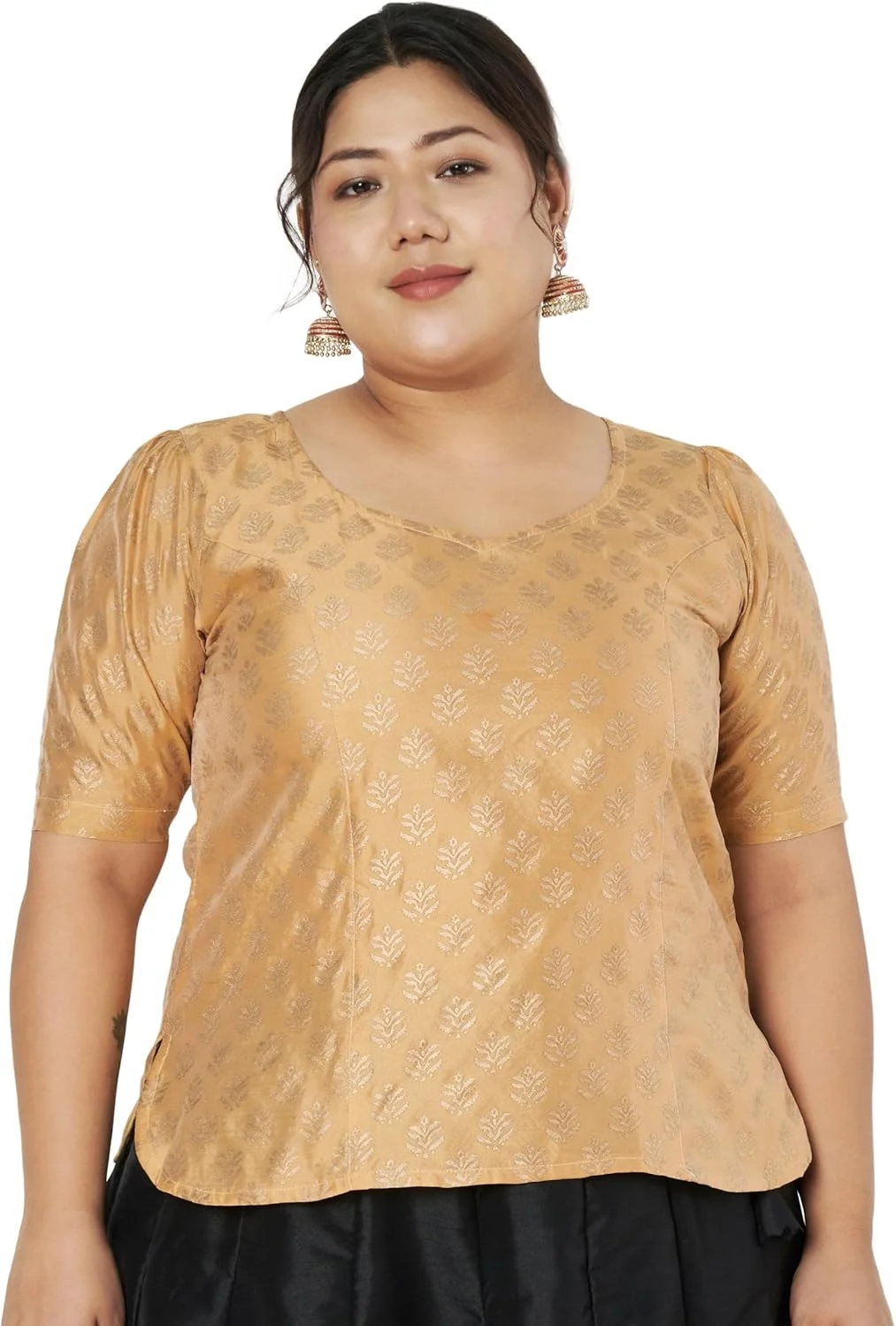 تاپ زنانه سایز بزرگ استودیو راسا با ترکیب ابریشم و طرح چاپی دکمه دار مناسب مهمانی و جشن