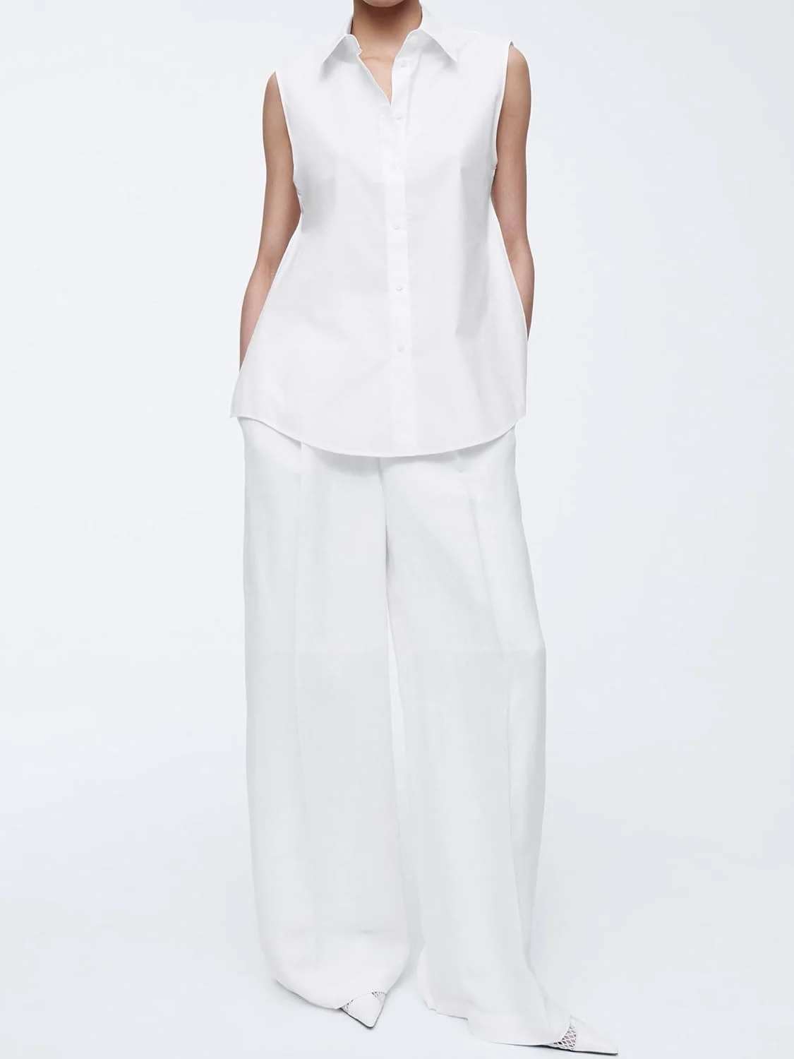 بلوز دکمه دار زنانه بدون آستین، تاپ تابستانی غیر رسمی و شیک با پشت باز مدل V معکوس