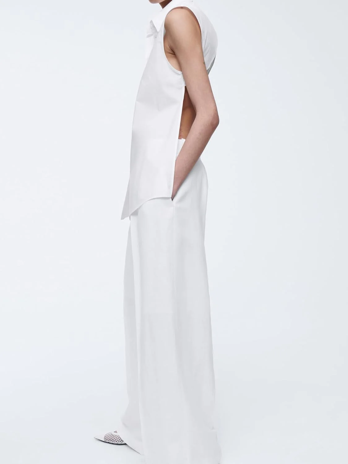 بلوز دکمه دار زنانه بدون آستین، تاپ تابستانی غیر رسمی و شیک با پشت باز مدل V معکوس