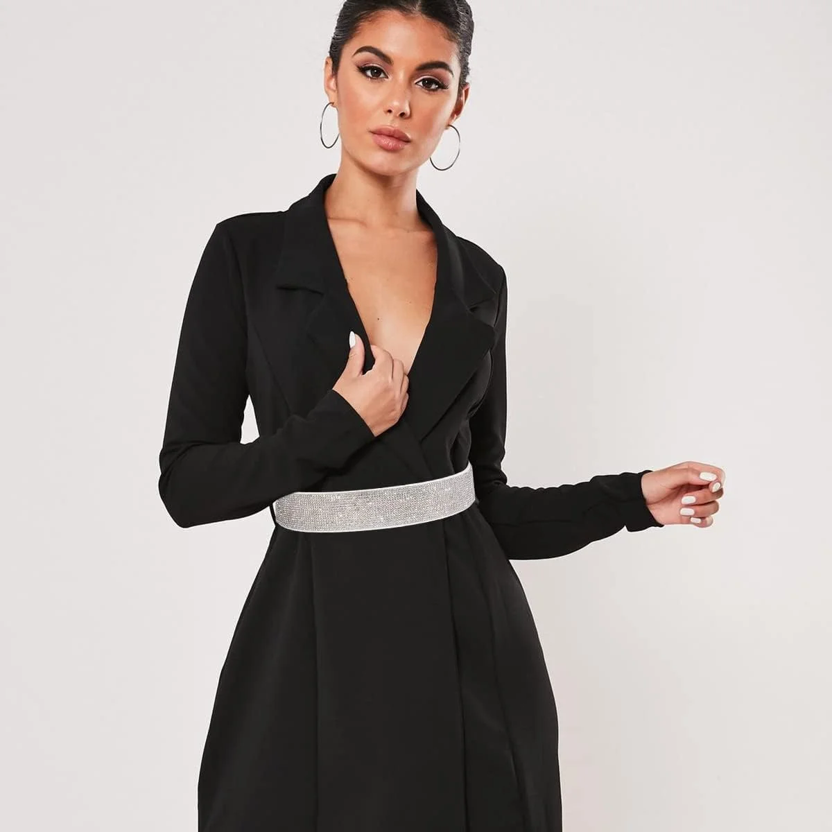 کمربند خزنه، کمربند رقص شکم پولکی زنانه، دامن رقص شکم سکه ای (مشکی) کمربند خزنه، کمربند رقص شکم پولکی زنانه، دامن رقص شکم سکه ای (مشکی)