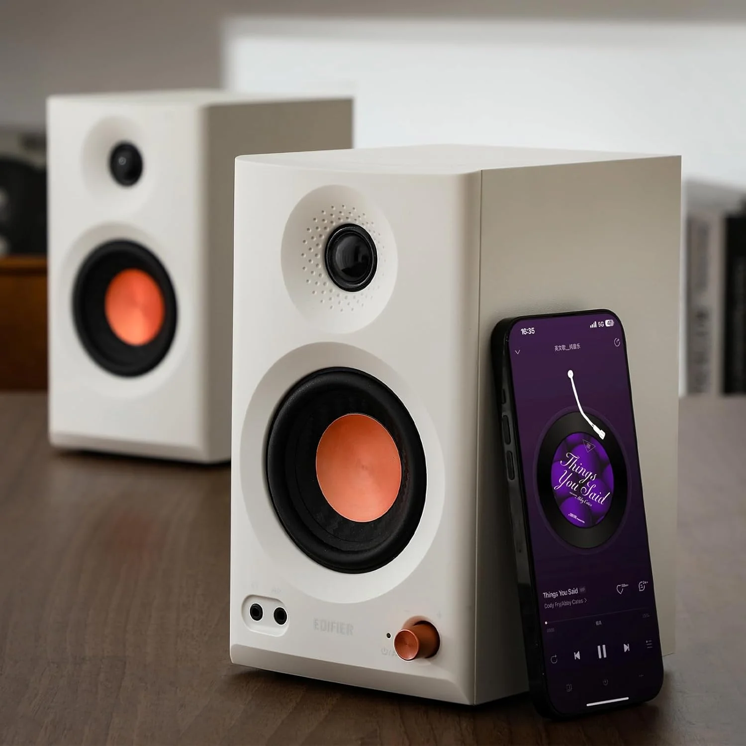 اسپیکرهای مانیتور استودیویی اکتیو Edifier MR3، بلندگوهای بلوتوثی V5.4 با گواهینامه Hi-Res Audio، اسپیکر کامپیوتر 2.0 با خروجی هدفون، ورودی متعادل TRS AUX RCA - سفید (جفت) اسپیکرهای مانیتور استودیویی اکتیو Edifier MR3، بلندگوهای بلوتوثی V5.4 با گواهینامه Hi-Res Audio، اسپیکر کامپیوتر 2.0 با خروجی هدفون، ورودی متعادل TRS AUX RCA - سفید (جفت)