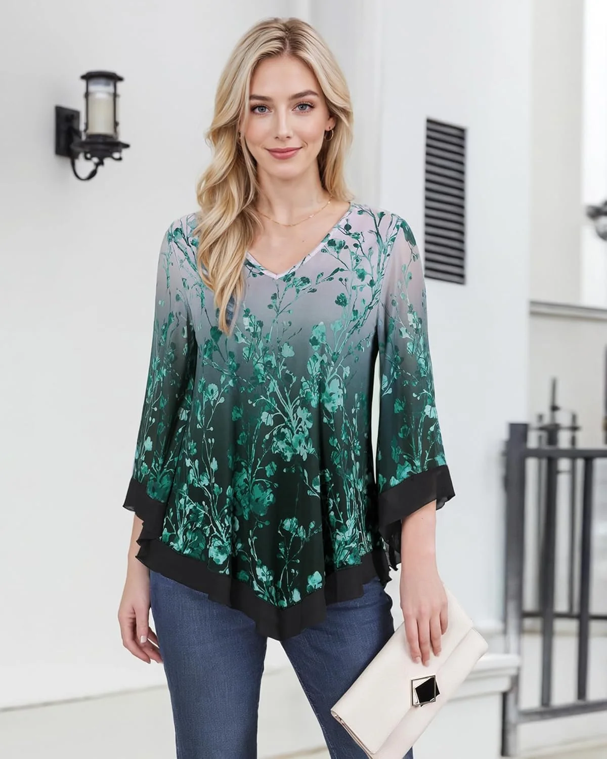 بلوز زنانه لوتوسمایل، طرح دو لایه توری با آستین های سه ربع مدل ناقوسی