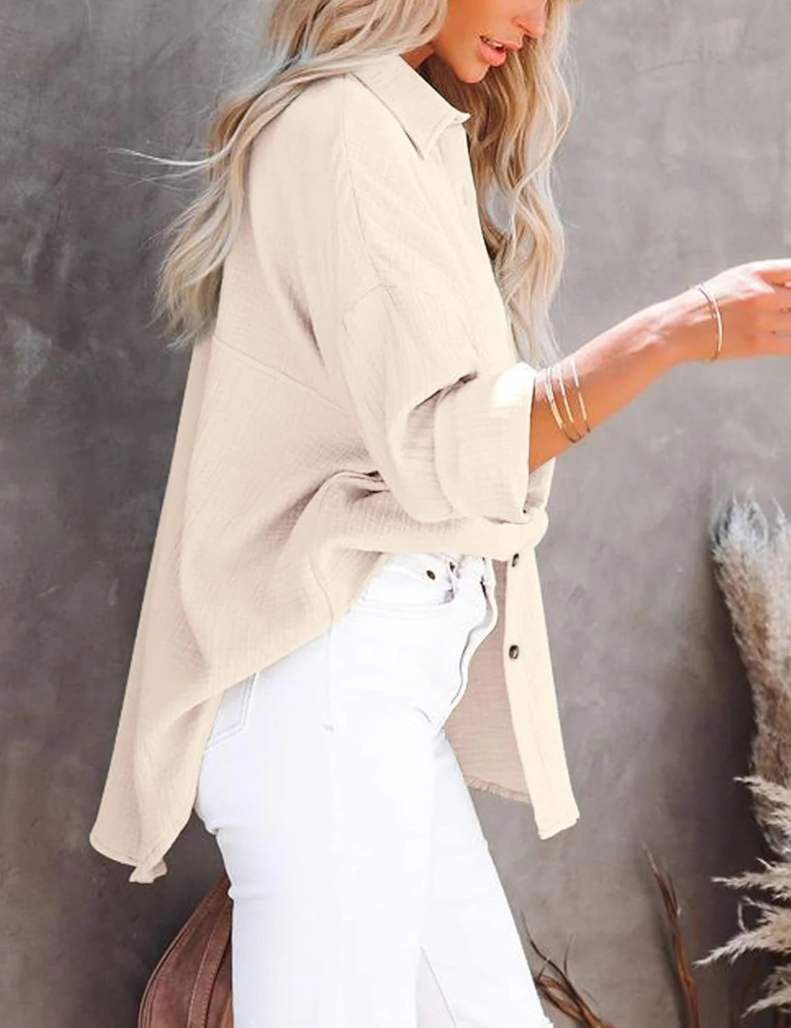 پیراهن زنانه دکمه دار Davenil، یقه هفت، آستین بلند، بلوز نخی و کتان، مدل آزاد و راحت، دارای جیب روی سینه، بژ، سایز M