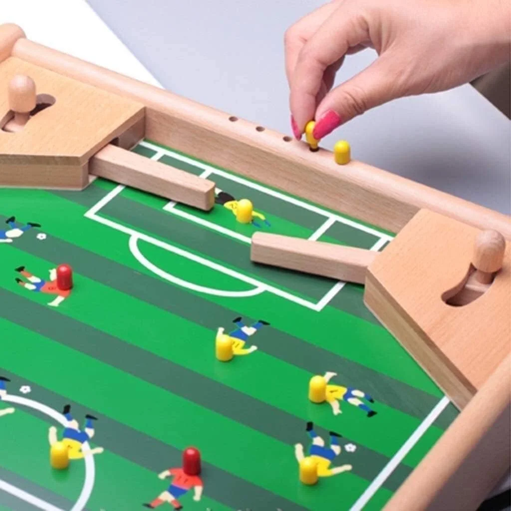 فوتبال دستی اراست مدل Playoff، بازی فوتبال برای کودکان و بزرگسالان با دستگیره های ارگونومیک، امتیازدهی آنالوگ و تراز کننده پایه LEOWE