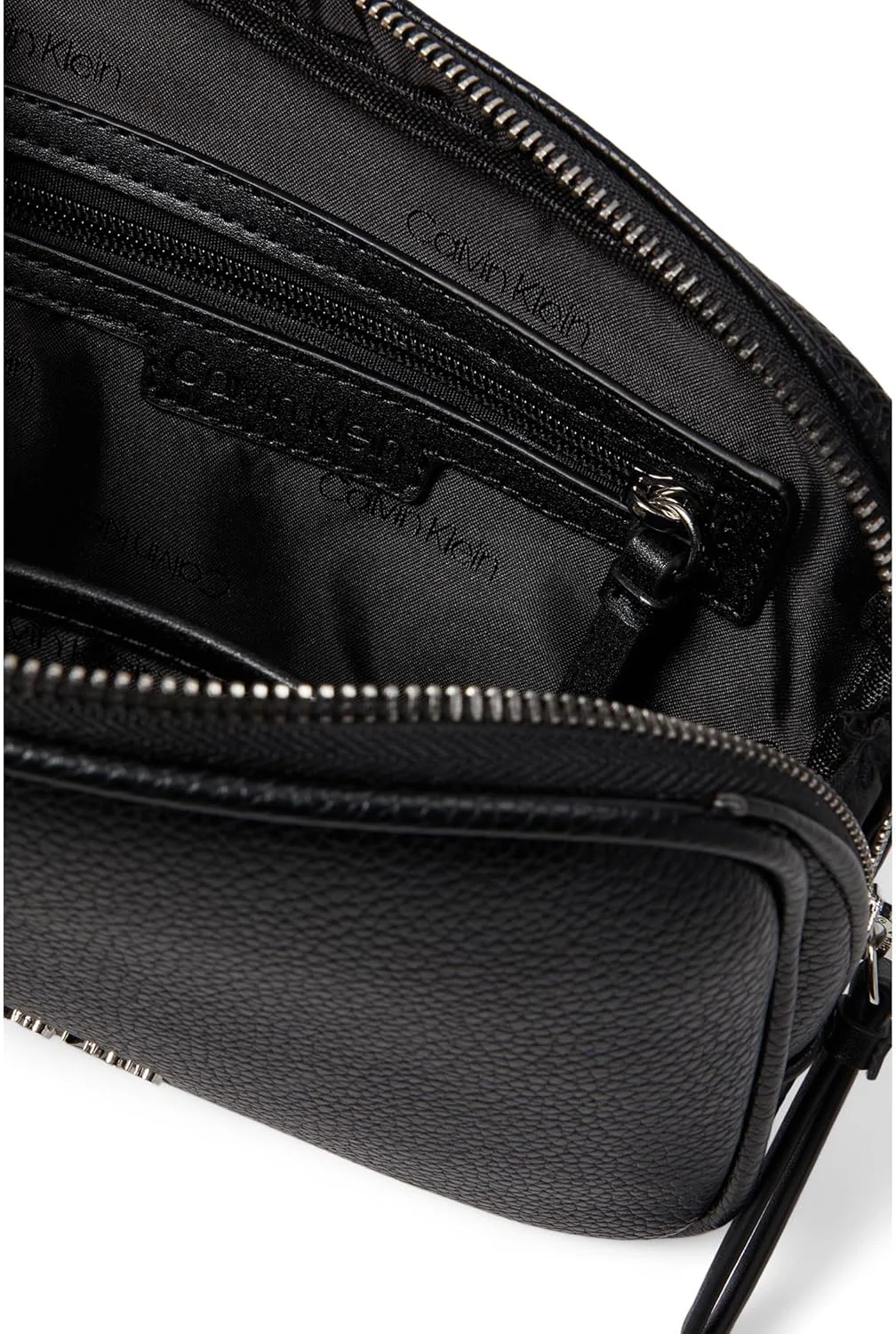 کیف کمری کلوین کلاین مدل Chen Casual مشکی/نقره ای سایز One Size کیف کمری کلوین کلاین مدل Chen Casual مشکی/نقره ای سایز One Size