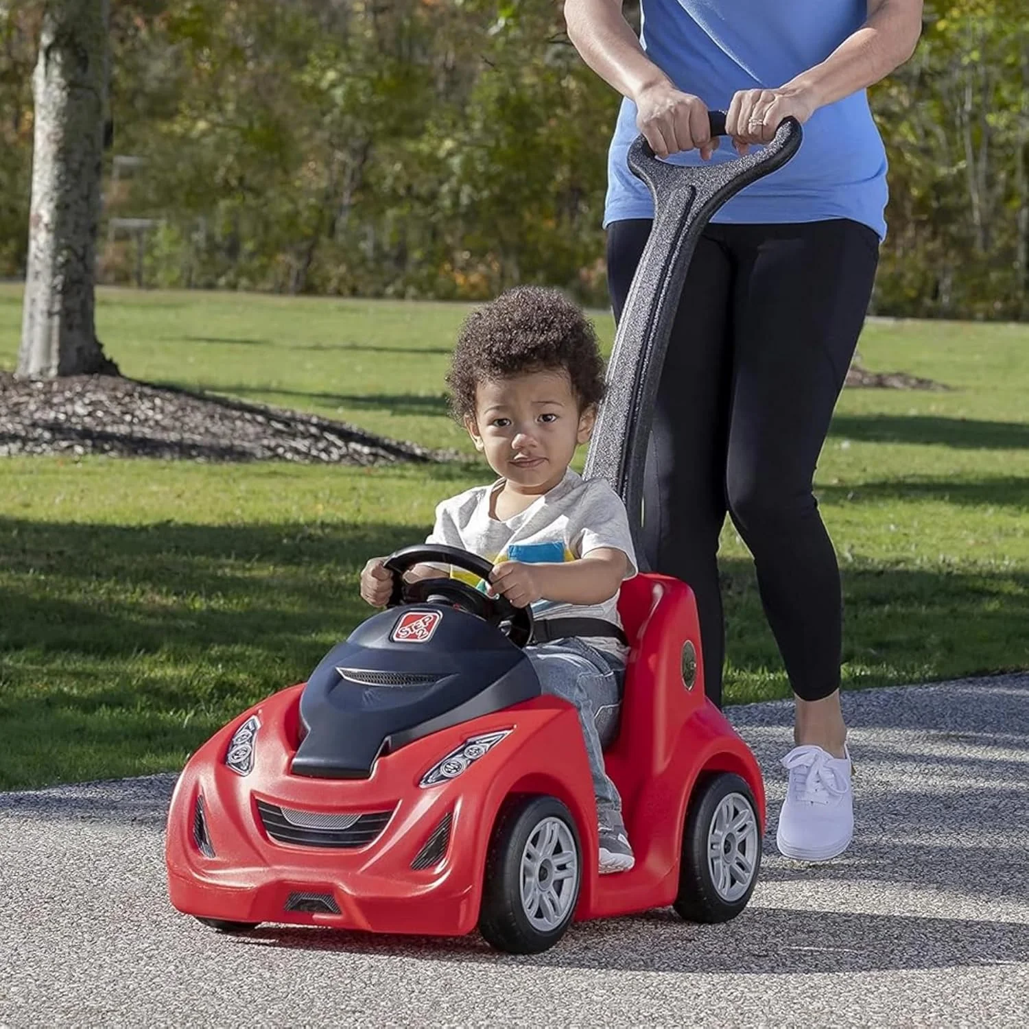 ماشین بازی Step2 Buggy GT تک نفره، ماشین هل دادنی کودک، اسباب بازی سواری با قابلیت نگهداری آسان دارای کمربند ایمنی، بوق و صندوق عقب، مناسب برای کودکان پسر و دختر 18 ماهه و بالاتر، قرمز