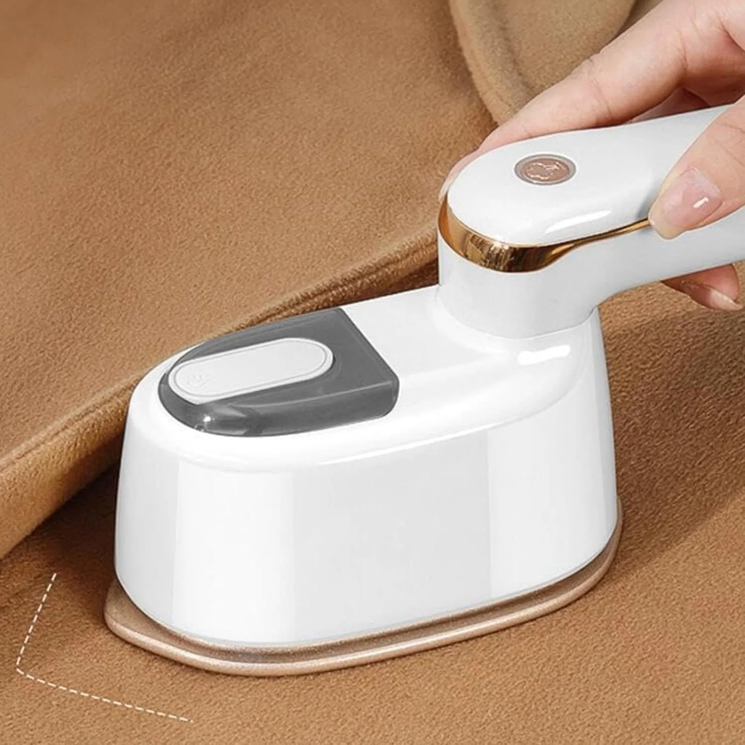 اتو بخار 2 در 1 FengMingoo، خروجی 6 سوراخه، چرخش 180 درجه، مخزن آب شفاف، 1100 وات، گرم شدن سریع 15 ثانیه ای، 3 سطح خروجی بخار، اتو بخار قابل حمل لباس برای مسافرت، خانه و محل کار، (سفید)