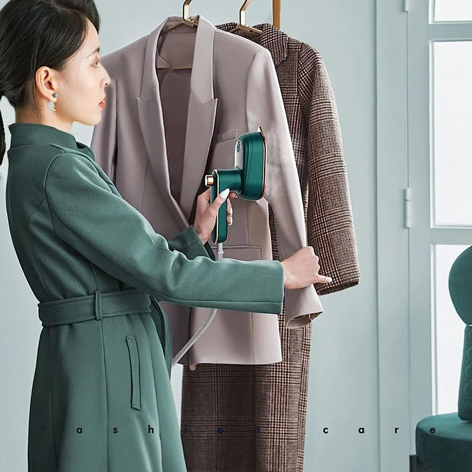 اتو بخار مسافرتی کوچک | اتو بخار دستی برای لباس | اتو بخار مسافرتی جمع و جور با مخزن آب 60 میلی لیتری | گرم شدن سریع و طراحی سبک