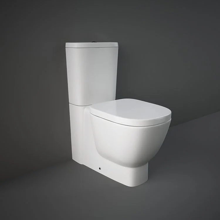 توالت فرنگی یک تکه RAK Ceramics مدل RAK-ONE | توالت مربع، خروجی S، 64 سانتی متر | توالت فرنگی مدرن با درب نشیمن و مخزن توکار | سفید آلپاین