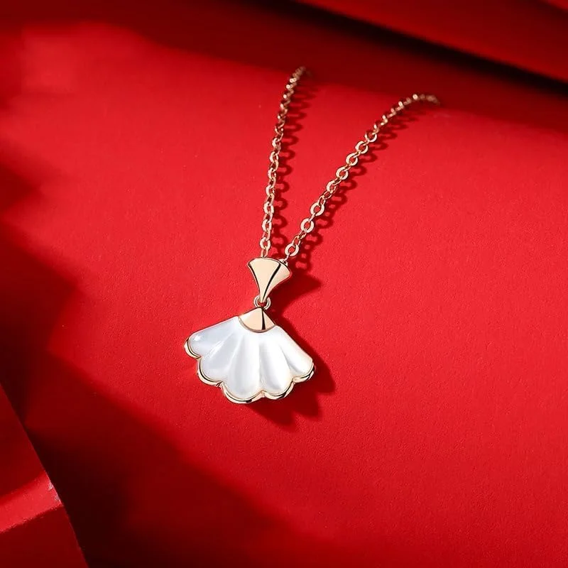 گردنبند آویز نقره استرلینگ 925 طرح بادبزن کریستالی فشن المنتس زنانه بسته بندی هدیه جواهرات فشن J.Rosée مدل JR-1176 گردنبند آویز نقره استرلینگ 925 طرح بادبزن کریستالی فشن المنتس زنانه بسته بندی هدیه جواهرات فشن J.Rosée مدل JR-1176