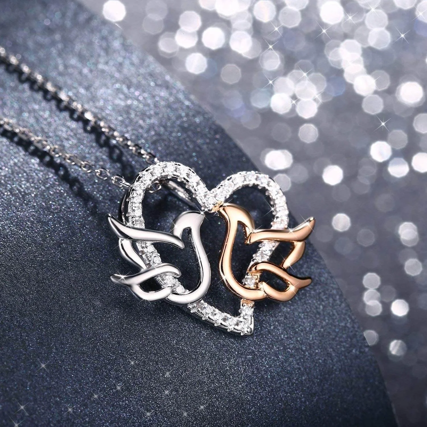 گردنبند آویز قلب کبوتر نقره استرلینگ 925 با روکش طلای 18 عیار و کریستال های سواروسکی المنتز برند جی رز برای زنان و دختران - جواهرات فشن جی رز مدل JR540 گردنبند آویز قلب کبوتر نقره استرلینگ 925 با روکش طلای 18 عیار و کریستال های سواروسکی المنتز برند جی رز برای زنان و دختران - جواهرات فشن جی رز مدل JR540