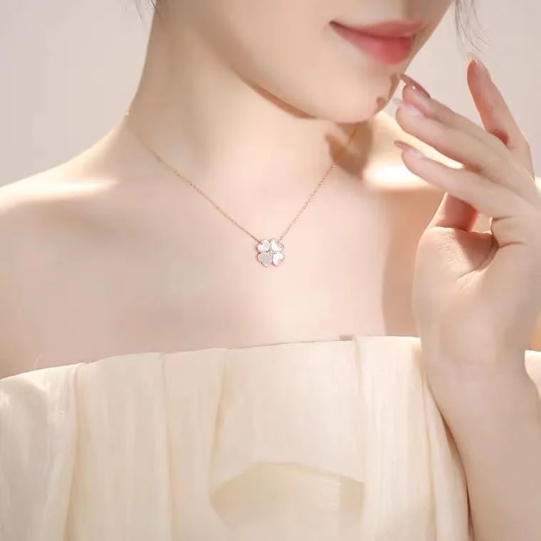 گردنبند آویز نقره استرلینگ 925 زنانه J.Rosée، بسته بندی هدیه گردنبند آویز نقره استرلینگ 925 زنانه J.Rosée، بسته بندی هدیه