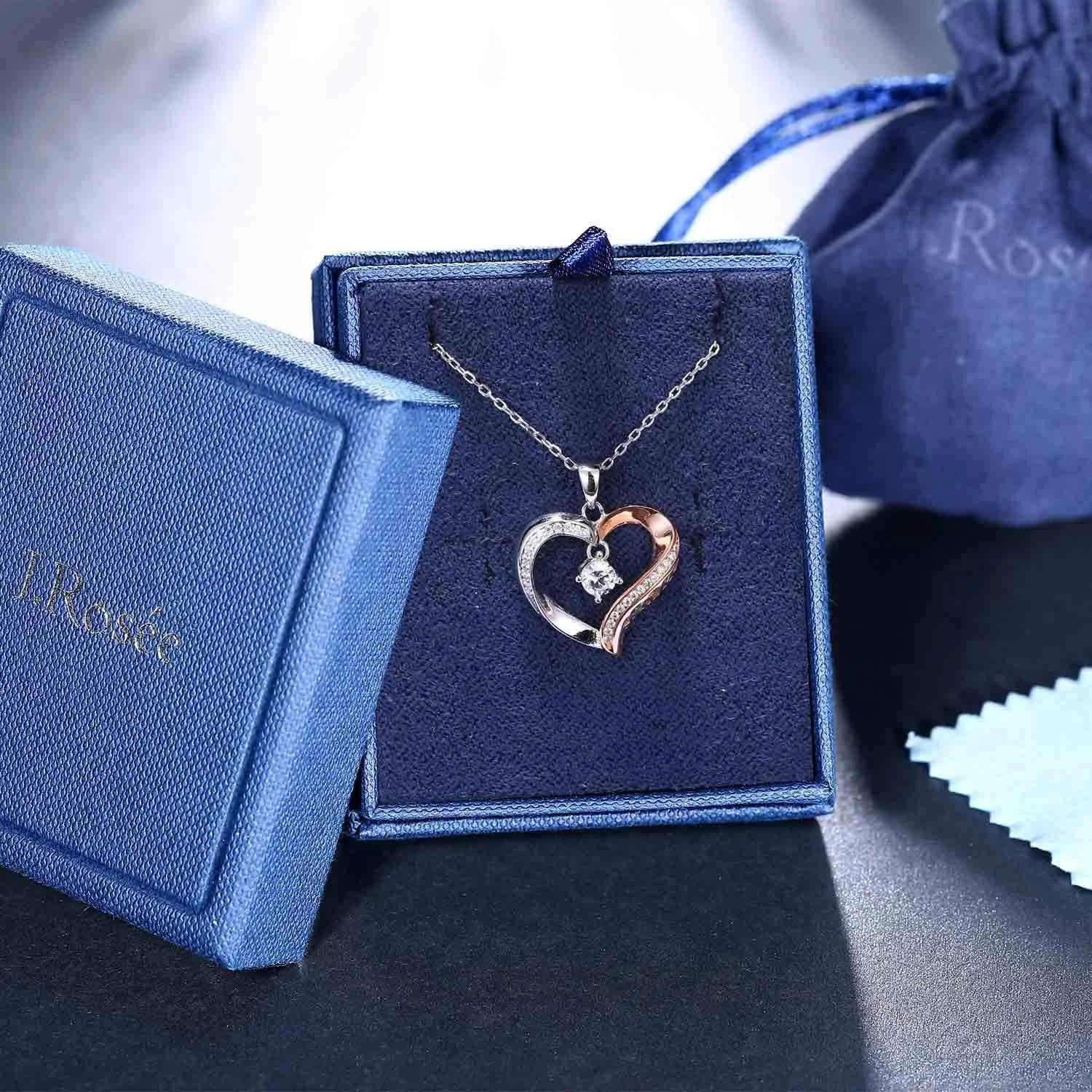 گردنبند آویز نقره استرلینگ 925 زنانه با کریستال های سواروسکی، هدیه ای برای بانوان و دختران از جواهرات جی رز گردنبند آویز نقره استرلینگ 925 زنانه با کریستال های سواروسکی، هدیه ای برای بانوان و دختران از جواهرات جی رز