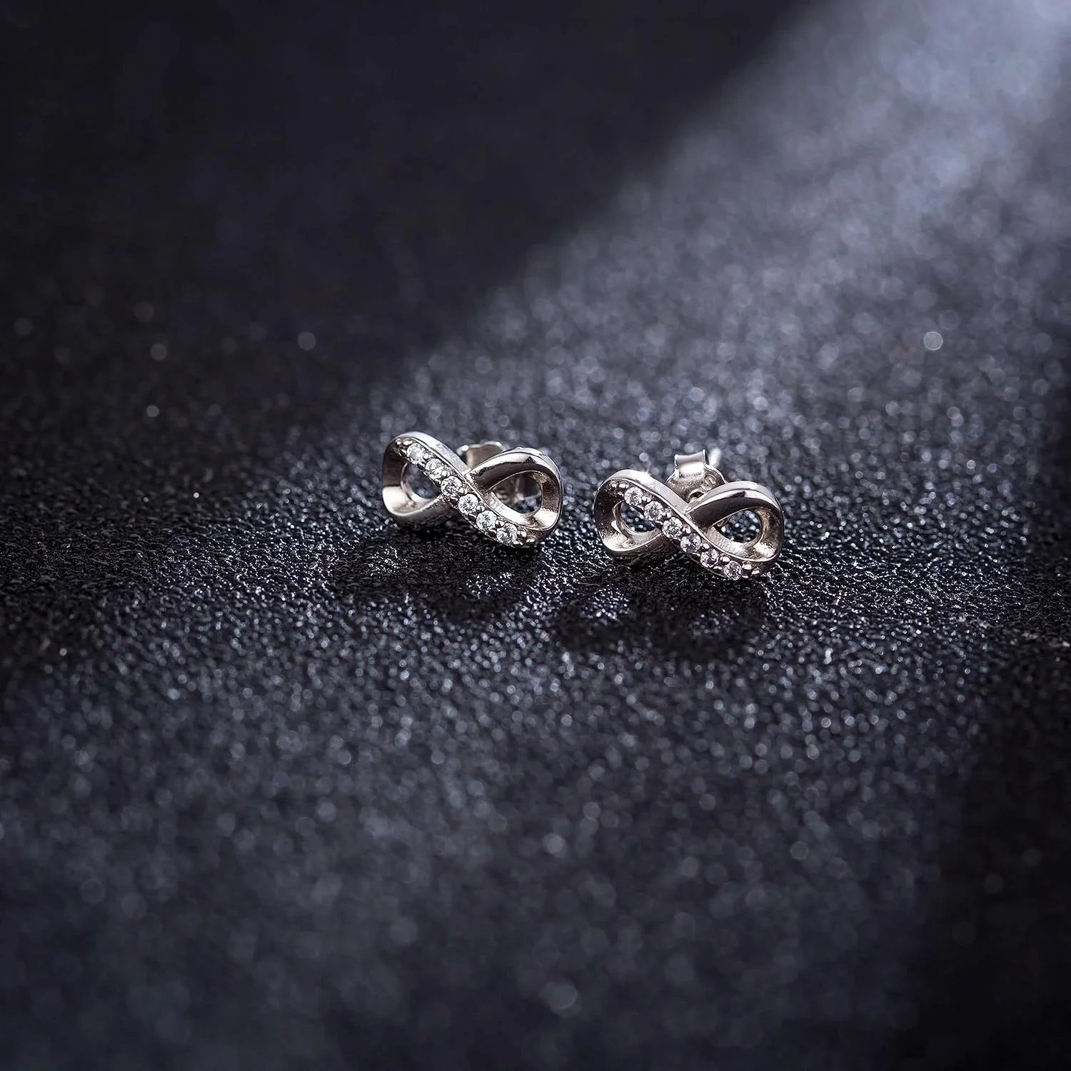 ست جواهرات زنانه شامل گردنبند آویز و گوشواره میخی نقره استرلینگ 925 با روکش طلای 18 عیار و کریستال های سواروسکی المنتز، J.Rosée، بسته هدیه مناسب برای بانوان و دختران