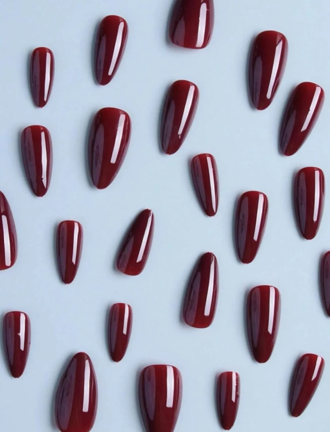 ناخن مصنوعی بادامی رنگ ثابت گرادیانی براق 24 عددی، ناخن مصنوعی متوسط قرمز تیره بنفش طبیعی، ناخن های اکریلیک مصنوعی با کیت چسب