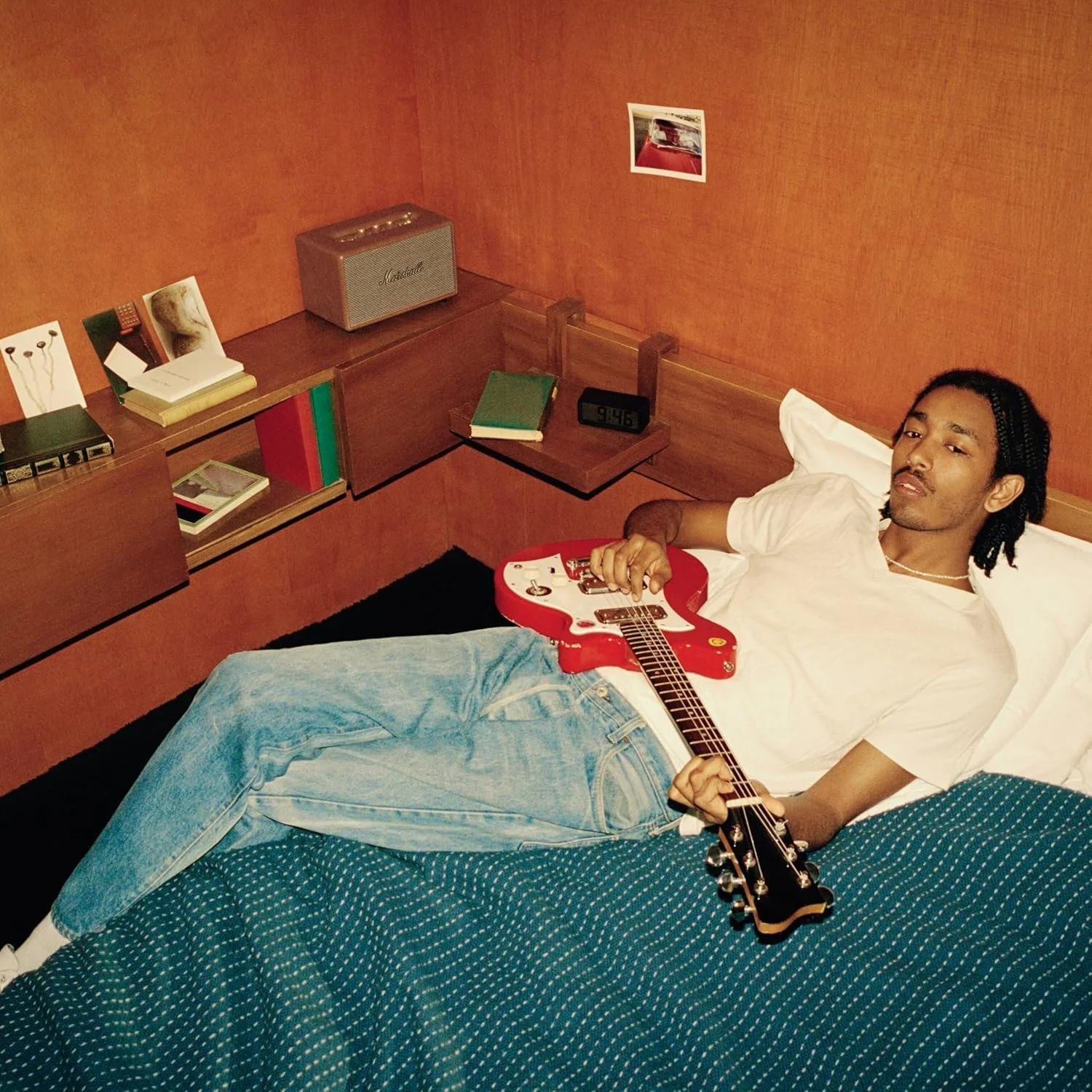 اسپیکر بی‌سیم خانگی 60 واتی مارشال Acton III با بلوتوث 5.2 و ورودی‌های متعدد - لذت بردن از صدای خاص مارشال | (قهوه ای)