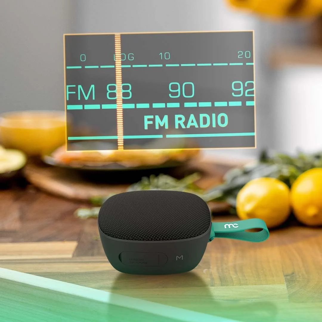 اسپیکر بی سیم قابل حمل مای کندی، ضد آب IPX7، صدای قدرتمند 5 واتی، رادیو FM، پشتیبانی از اتصال بی سیم واقعی، تا 12 ساعت پخش موسیقی، اسپیکر چند منظوره برای سفر، ساحل، استخر و موارد دیگر. مشکی