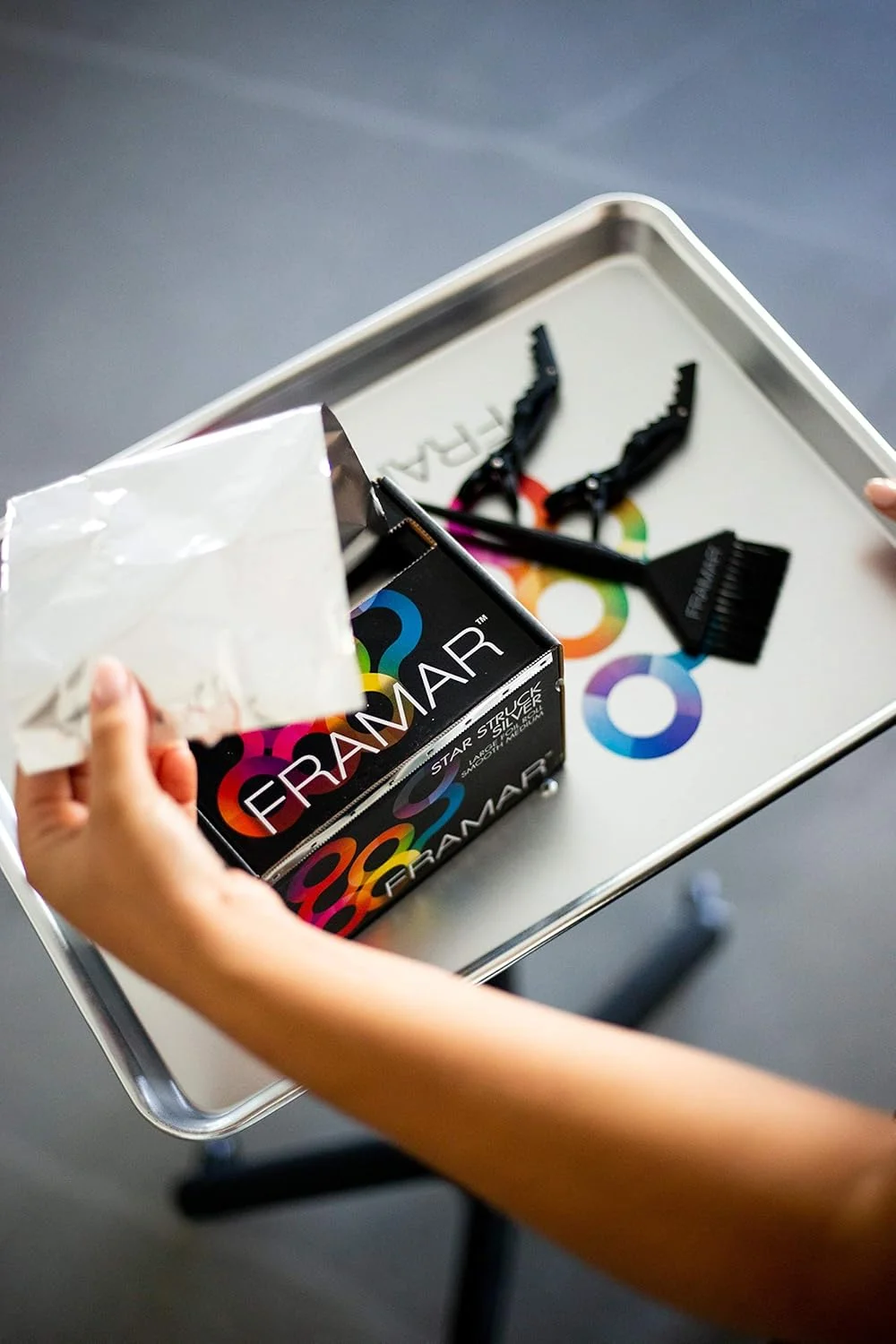 رول فویل آلومینیومی نقره ای Framar Star Struck، فویل مو برای هایلایت، رنگ مو - متوسط 1600 فوت