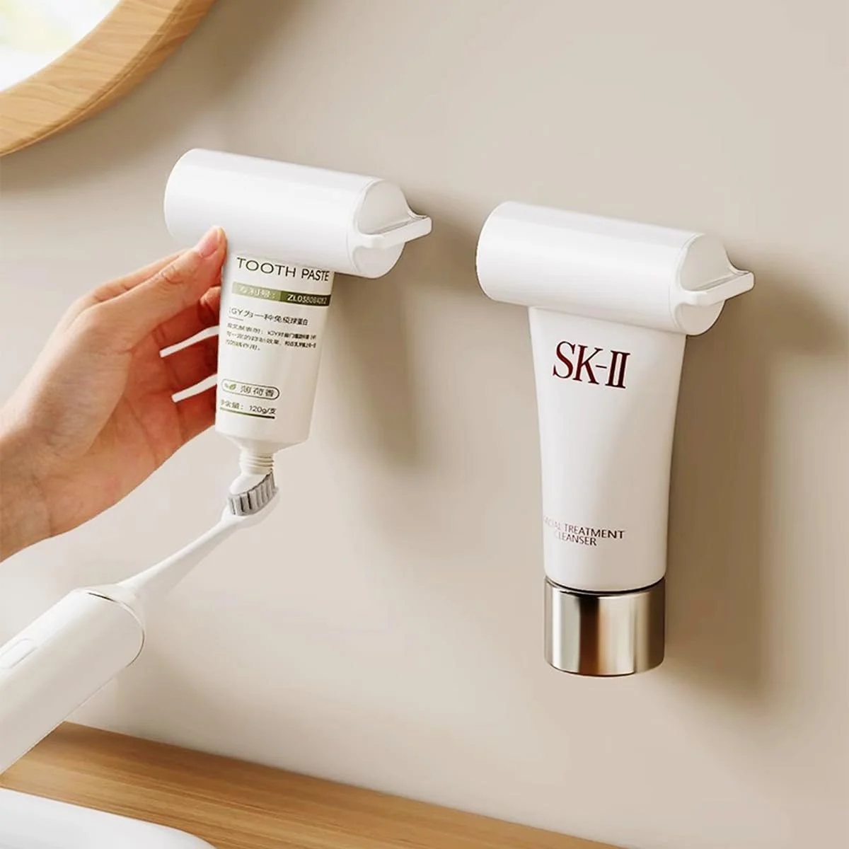 غلطک خمیر دندان PawPawU بسته 2 عددی - پخش کننده دیواری، با فشردن آخرین ذره خمیر دندان، کرم دست، رنگ روغن از هدر رفتن جلوگیری می کند | آسان برای تمام سنین، صرفه جویی در تلاش و فضای پیشخوان حمام