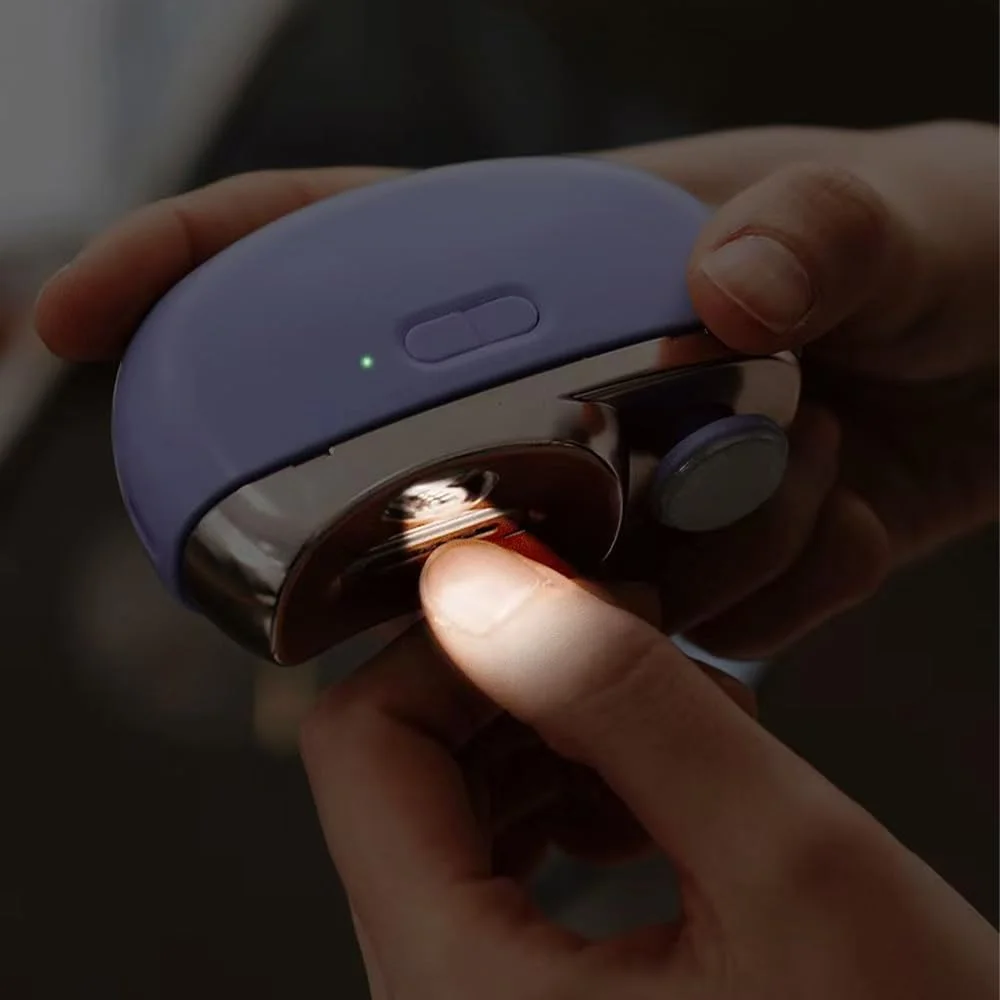 ناخن گیر برقی قابل حمل، شارژ USB، طراحی دو در یک ناخن گیر و سوهان ناخن، ایمن و بدون آسیب رساندن به دست، دارای درپوش گرد و غبار در صورت عدم استفاده، ایمن و بادوام ناخن گیر برقی قابل حمل، شارژ USB، طراحی دو در یک ناخن گیر و سوهان ناخن، ایمن و بدون آسیب رساندن به دست، دارای درپوش گرد و غبار در صورت عدم استفاده، ایمن و بادوام