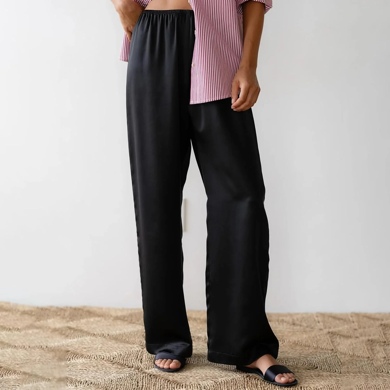 شلوار زنانه آکراونی، مدل ساتن، پاچه گشاد، مناسب مهمانی، ابریشمی، بلند و لَخت، کمر کشی، بند دار، راسته شلوار زنانه آکراونی، مدل ساتن، پاچه گشاد، مناسب مهمانی، ابریشمی، بلند و لَخت، کمر کشی، بند دار، راسته