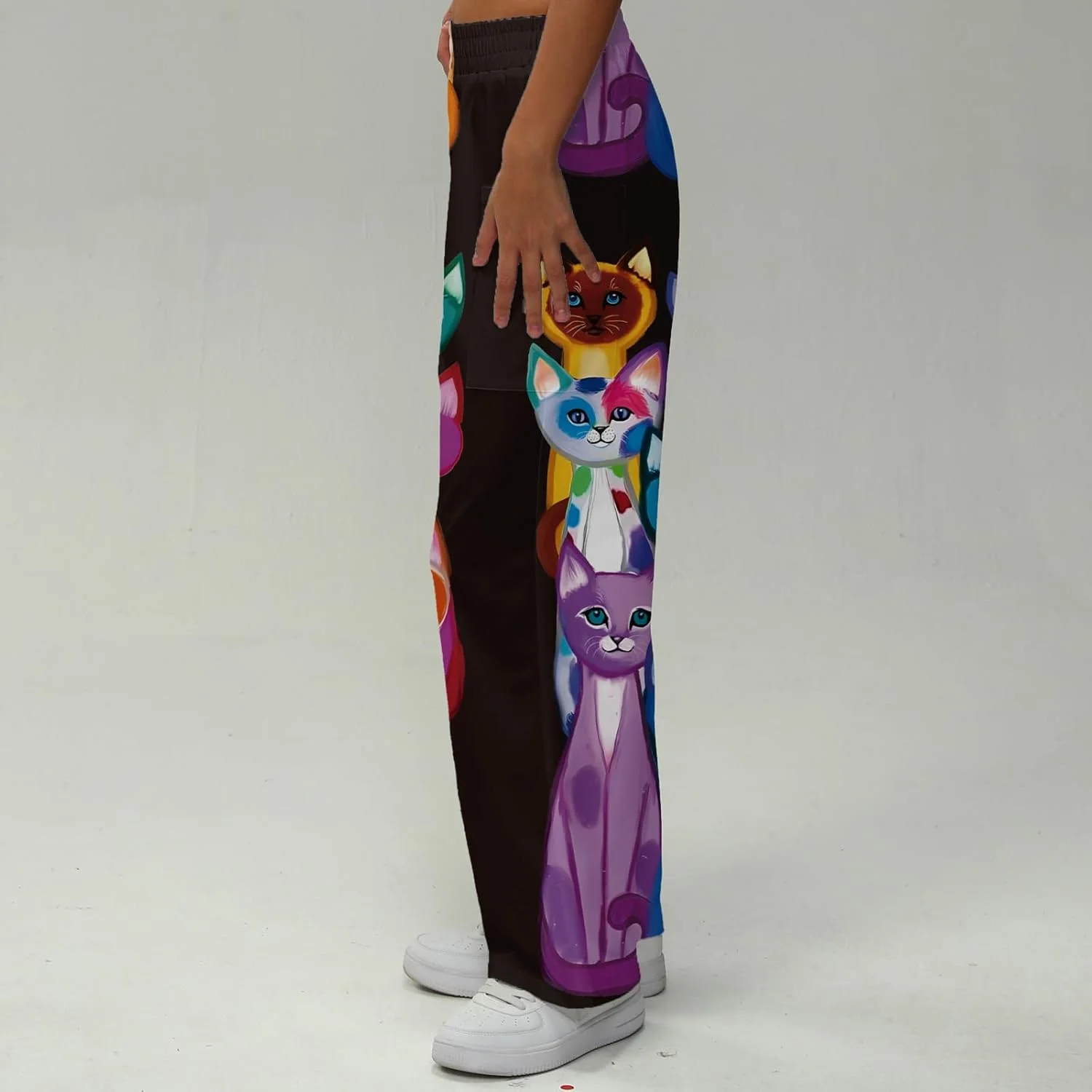 شلوار زنانه طرح گربه رنگارنگ با پاچه گشاد و جیب، مناسب برای استراحت و استفاده روزمره در تابستان شلوار زنانه طرح گربه رنگارنگ با پاچه گشاد و جیب، مناسب برای استراحت و استفاده روزمره در تابستان