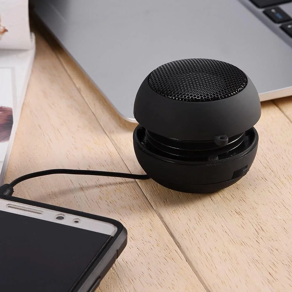 اسپیکر کوچک، سبک و قابل حمل Ciglow با باتری داخلی برای موبایل، MP3 و کامپیوتر (مشکی) اسپیکر کوچک، سبک و قابل حمل Ciglow با باتری داخلی برای موبایل، MP3 و کامپیوتر (مشکی)