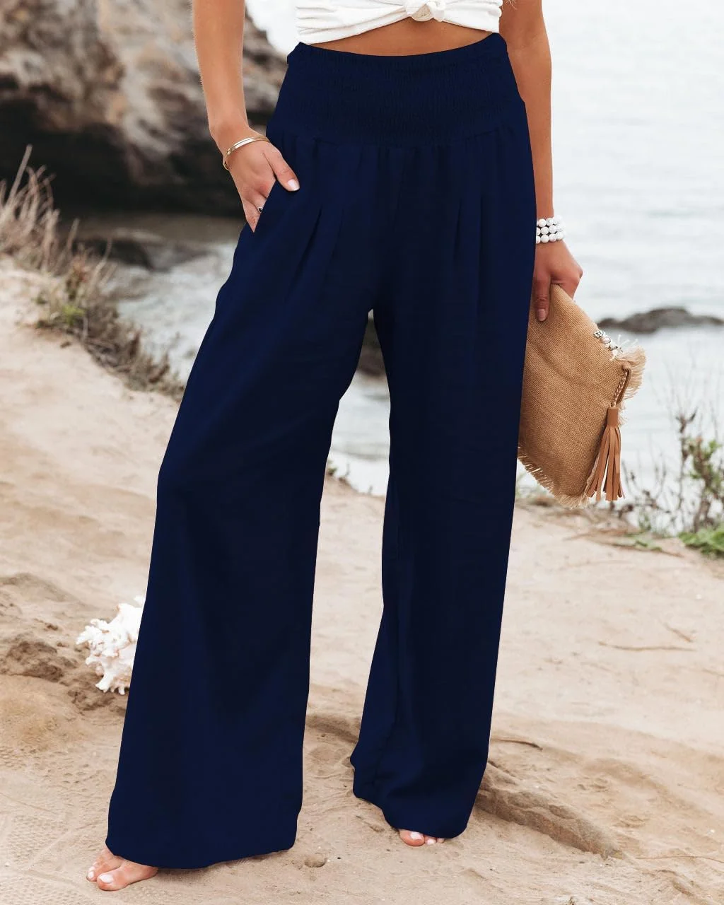 شلوار زنانه پالازو کمر بلند، پاچه گشاد، مناسب استراحت، شیک و دارای جیب، آبی، سایز XL شلوار زنانه پالازو کمر بلند، پاچه گشاد، مناسب استراحت، شیک و دارای جیب، آبی، سایز XL