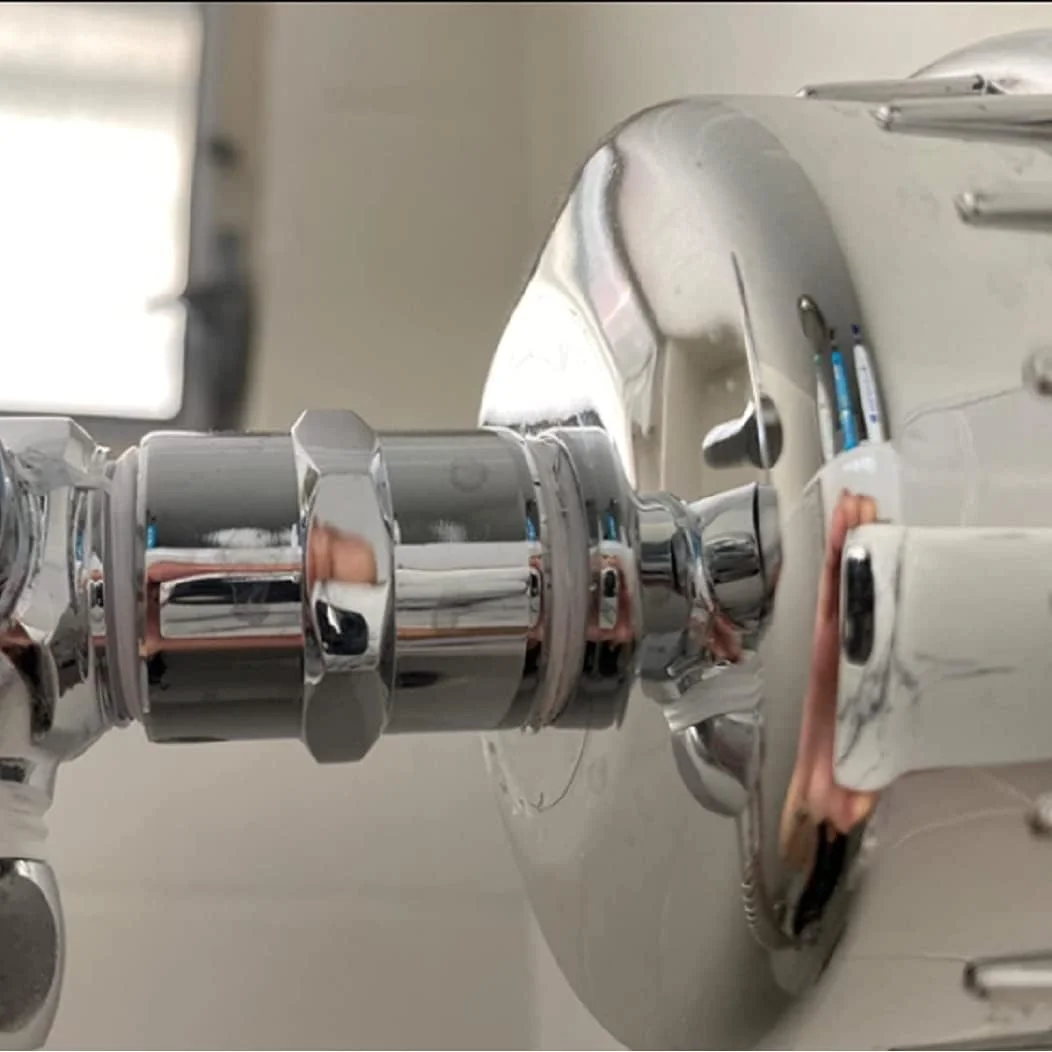 اتصال لوله برنجی FANOVO - کوپلینگ لوله 1/2 اینچ NPT مادگی × 1/2 اینچ NPT مادگی - کوپلینگ سر دوش با روکش کروم - آداپتور مبدل، برای اتصال لوله های لوله کشی خانگی (2 عدد، 1/2 اینچ × 1/2 اینچ NPT مادگی)