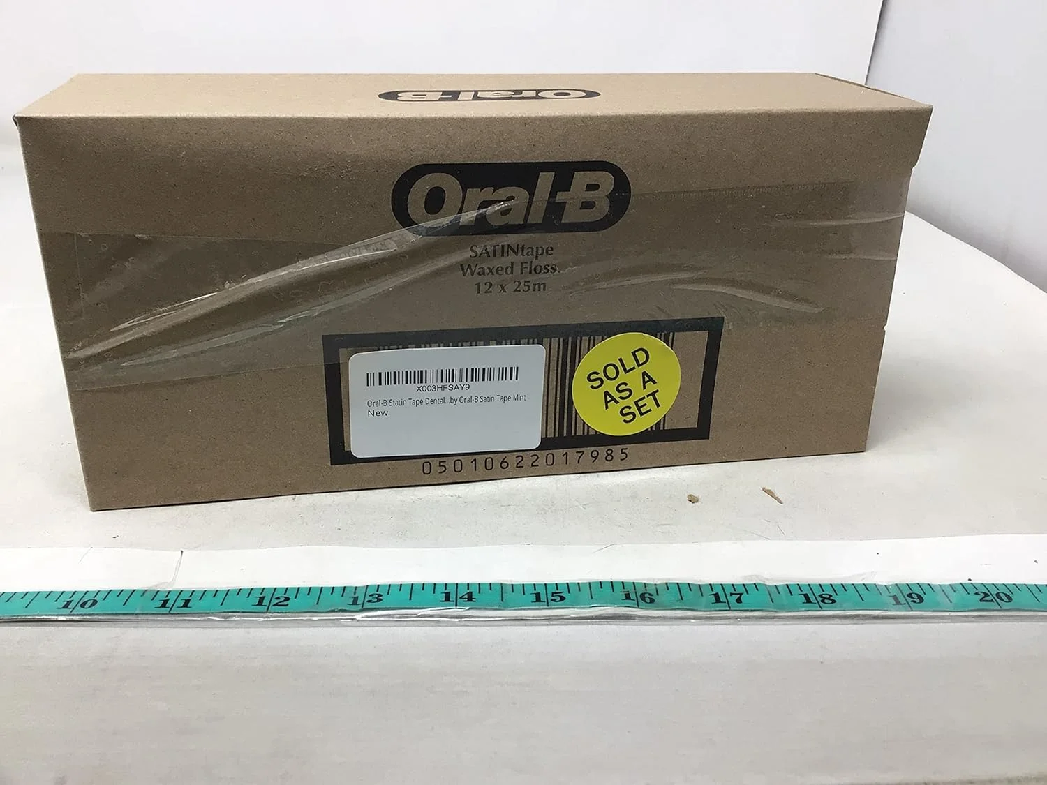 نخ دندان نواری ساتنی Oral-B، 25 متری (12 عدد) با طعم نعناع نخ دندان نواری ساتنی Oral-B، 25 متری (12 عدد) با طعم نعناع