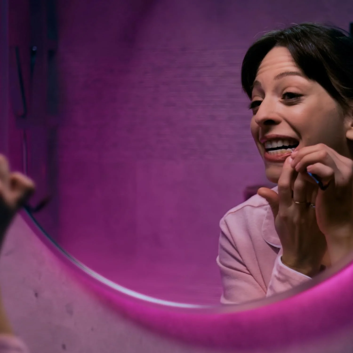 دنتک خلال دندان نخ دار Complete Clean | از بین برنده غذا و پلاک | 75 عدد دنتک خلال دندان نخ دار Complete Clean | از بین برنده غذا و پلاک | 75 عدد