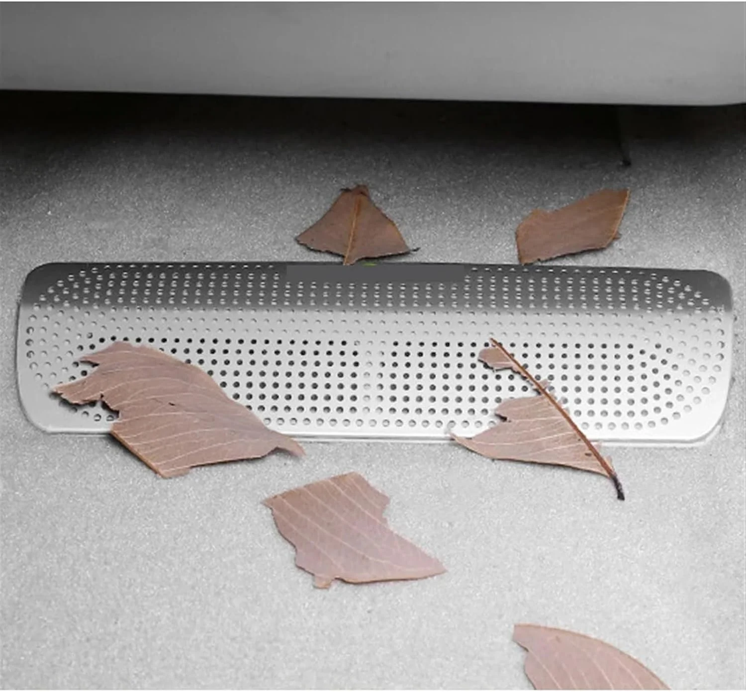 محافظ دریچه های خروجی هوا و بلندگوهای داخلی خودرو KUVISA از جنس استیل ضد زنگ، مناسب برای تویوتا لندکروزر 200 مدل 2008 تا 2020 (نقره ای)