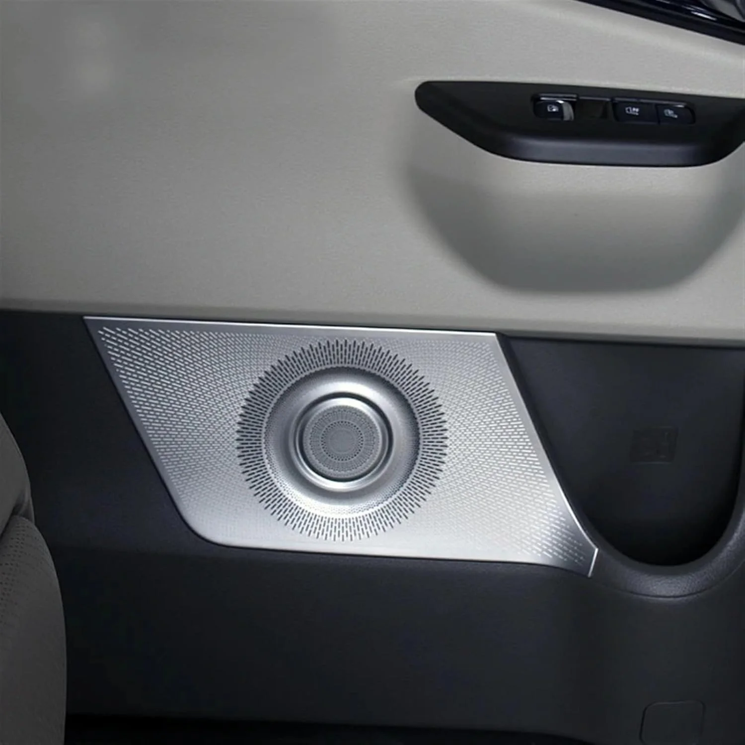 کاور استیل تزئینی بلندگوهای داخلی خودرو کیا کارناوال 2020 2021 2022 (پنل کنسول) کاور استیل تزئینی بلندگوهای داخلی خودرو کیا کارناوال 2020 2021 2022 (پنل کنسول)