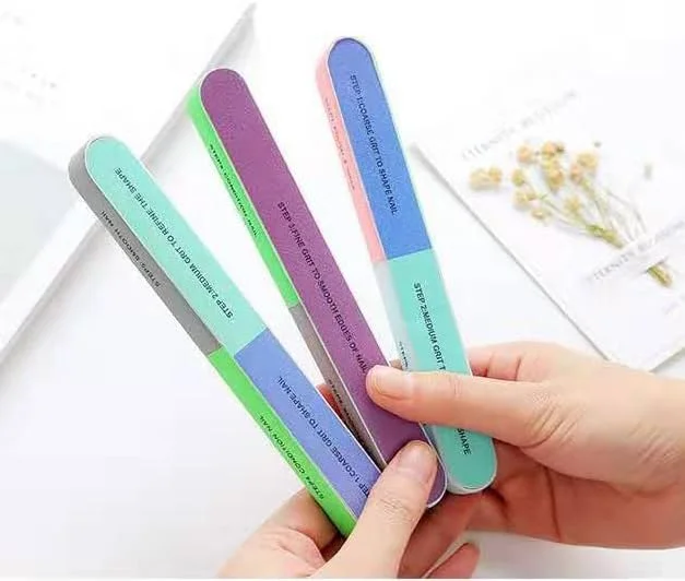 ست حرفه ای سوهان ناخن 7 طرفه، ابزار مانیکور چند منظوره برای شکل دادن و پولیش ناخن، استفاده آسان برای شکل دادن، صاف کردن و براق کردن ناخن ها، 17.8 سانتی متر